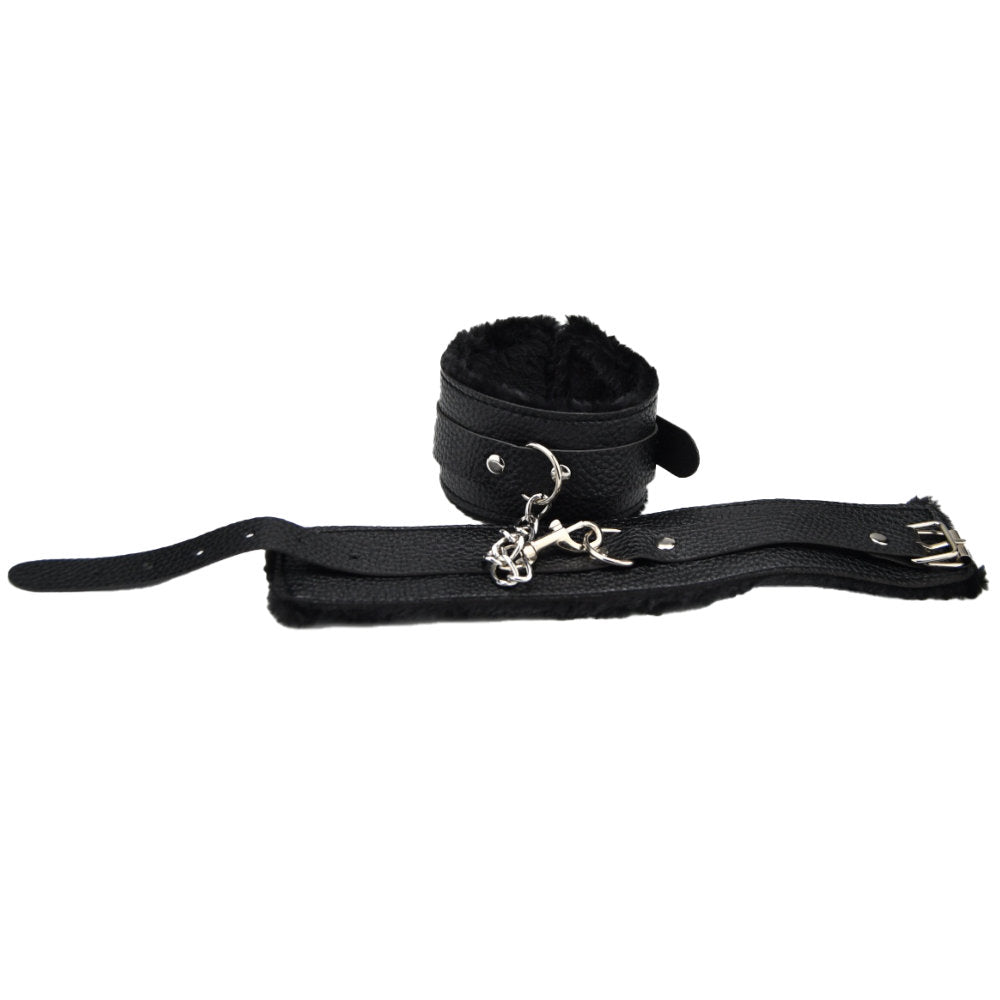 Bound To Play Beginner's Bondage Kit – 8 Piece PVC Bondage Set > Bondage Gear > Bondage Kits - Tophatter Daily Deals