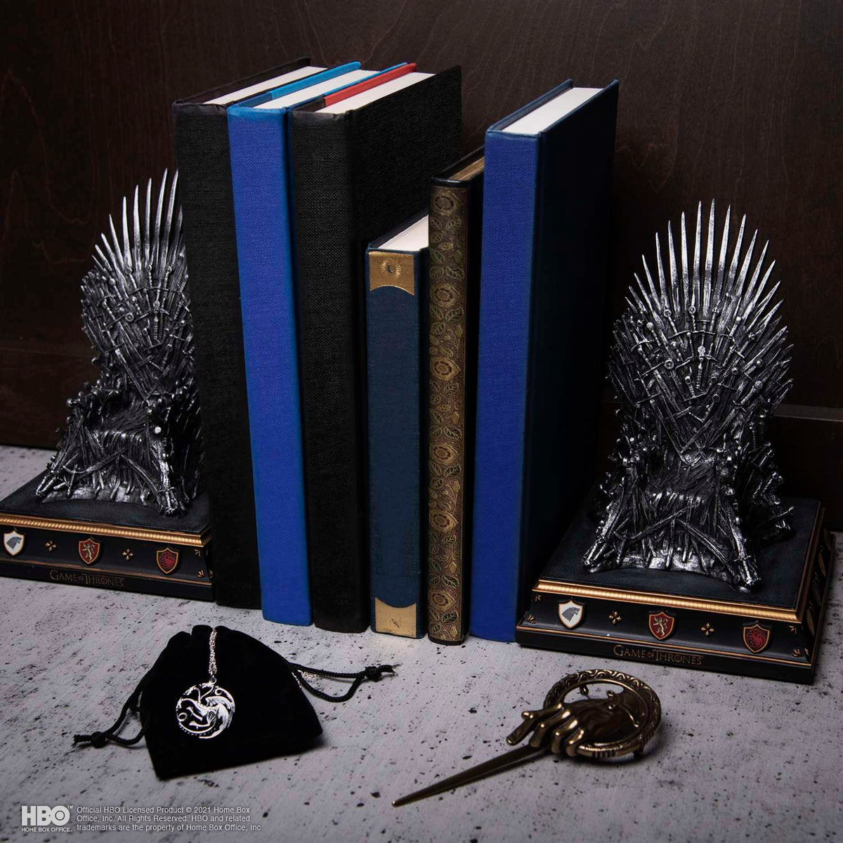 Game Of Thrones - Iron Throne Bookend Bookend - Tophatter Daily Deals