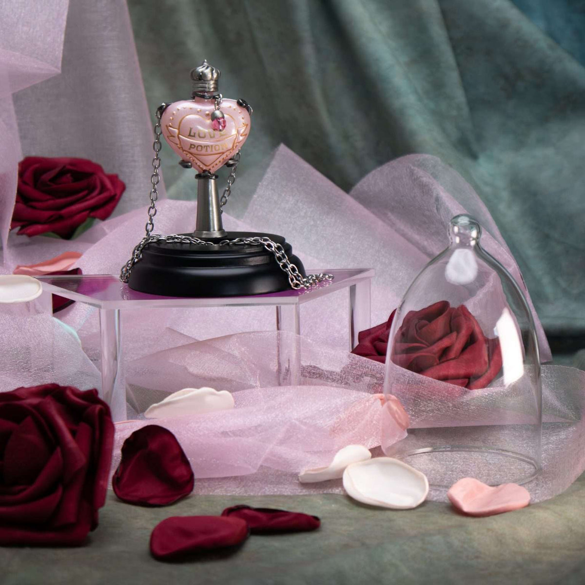Harry Potter - Love Potion Pendant and Display Necklace - Tophatter Daily Deals