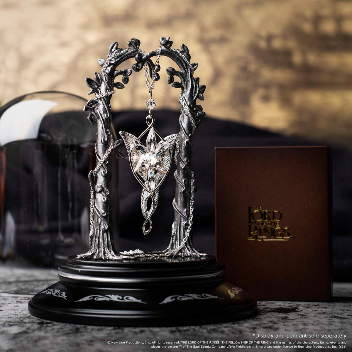 The Lord Of The Rings - Official Display Case For Arwen Evenstar Pendant Necklace - Tophatter Daily Deals