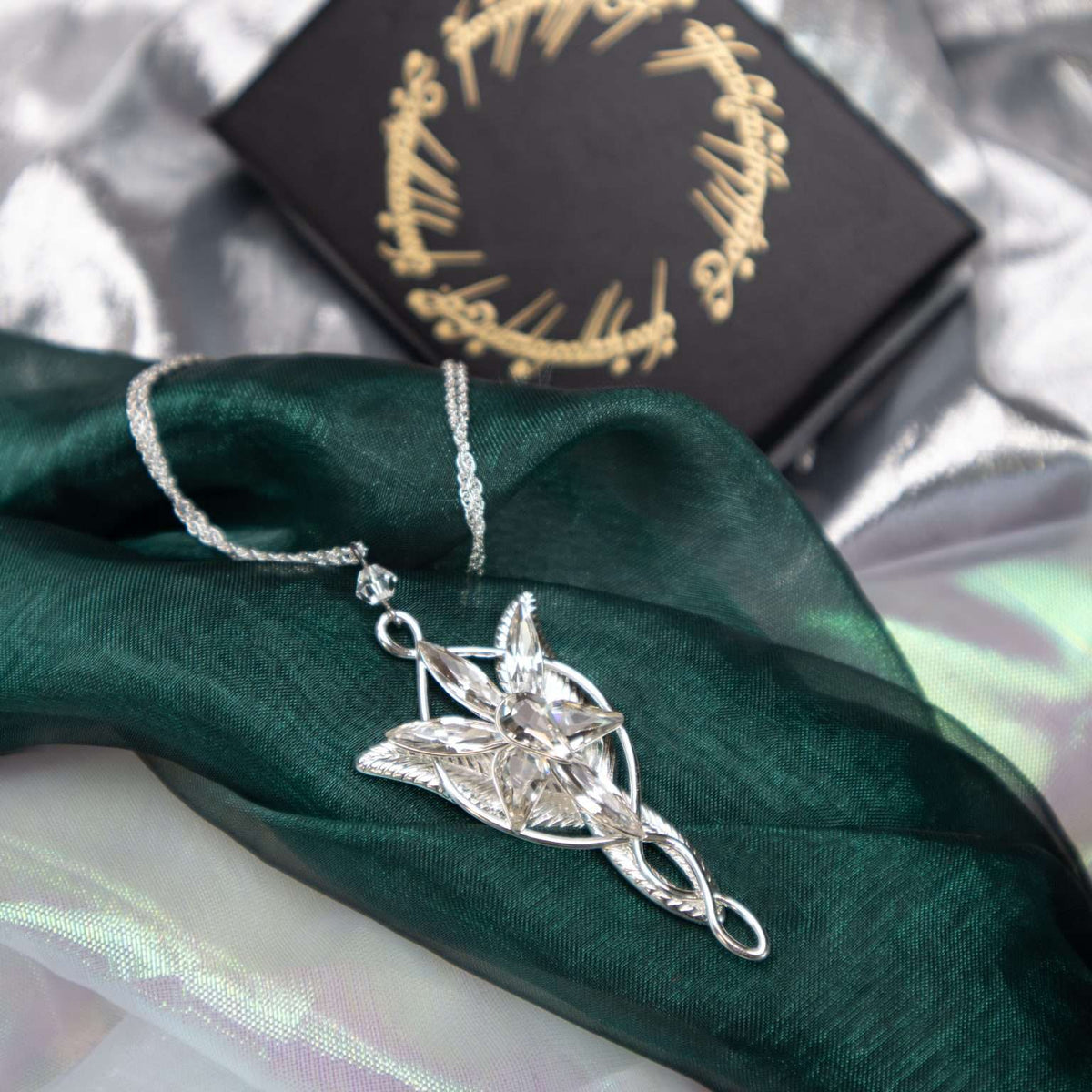 The Lord Of The Rings - Officially Licensed Arwen Evenstar Pendant (Costume) Necklace - Tophatter Daily Deals
