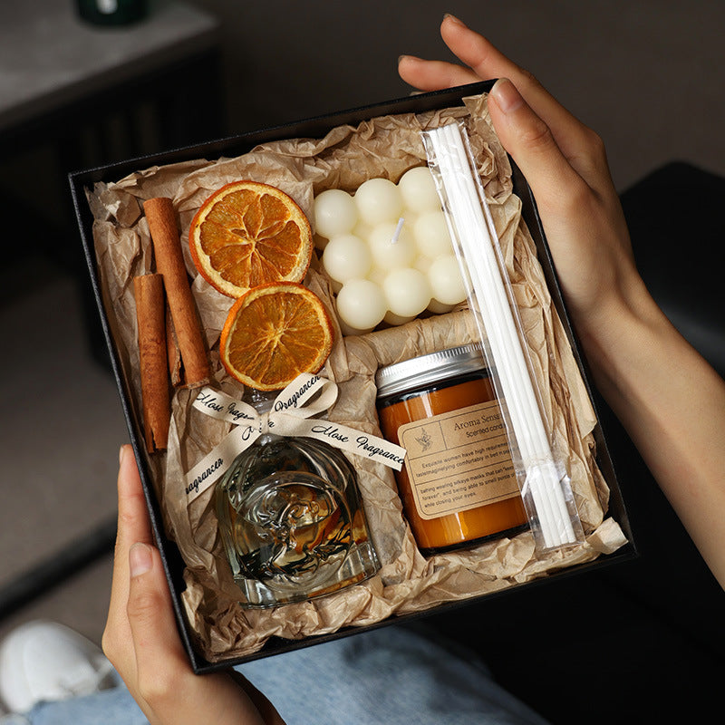 Aromatherapy Candle Gift Box Niche Advanced Atmosphere 0 - Tophatter Daily Deals