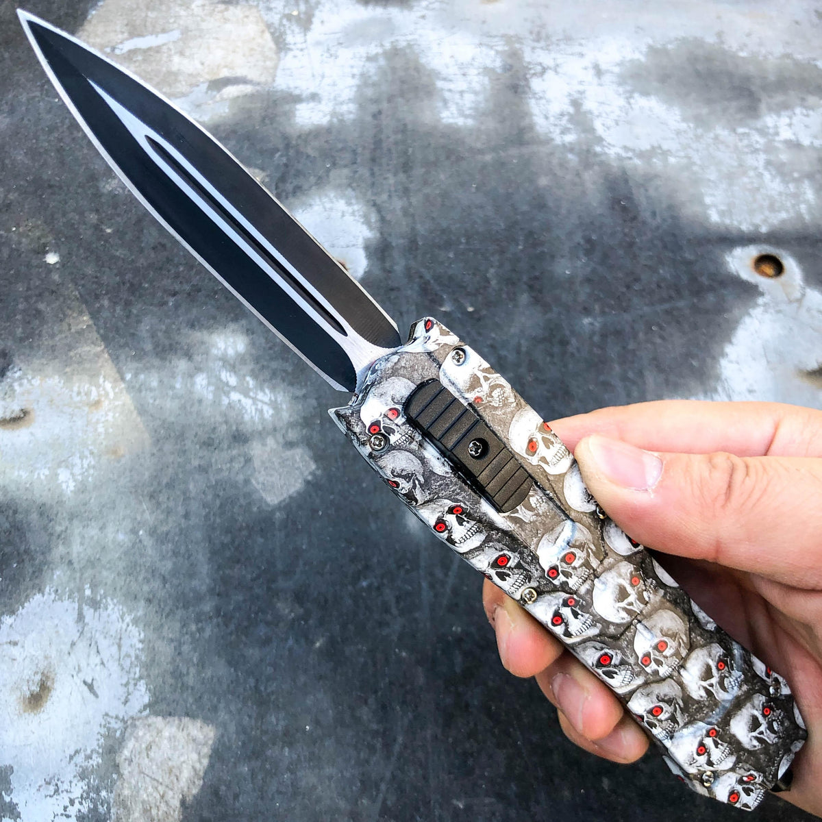 Everyday Carry Combat OTF Knives Skull Camo - Tophatter Daily Deals