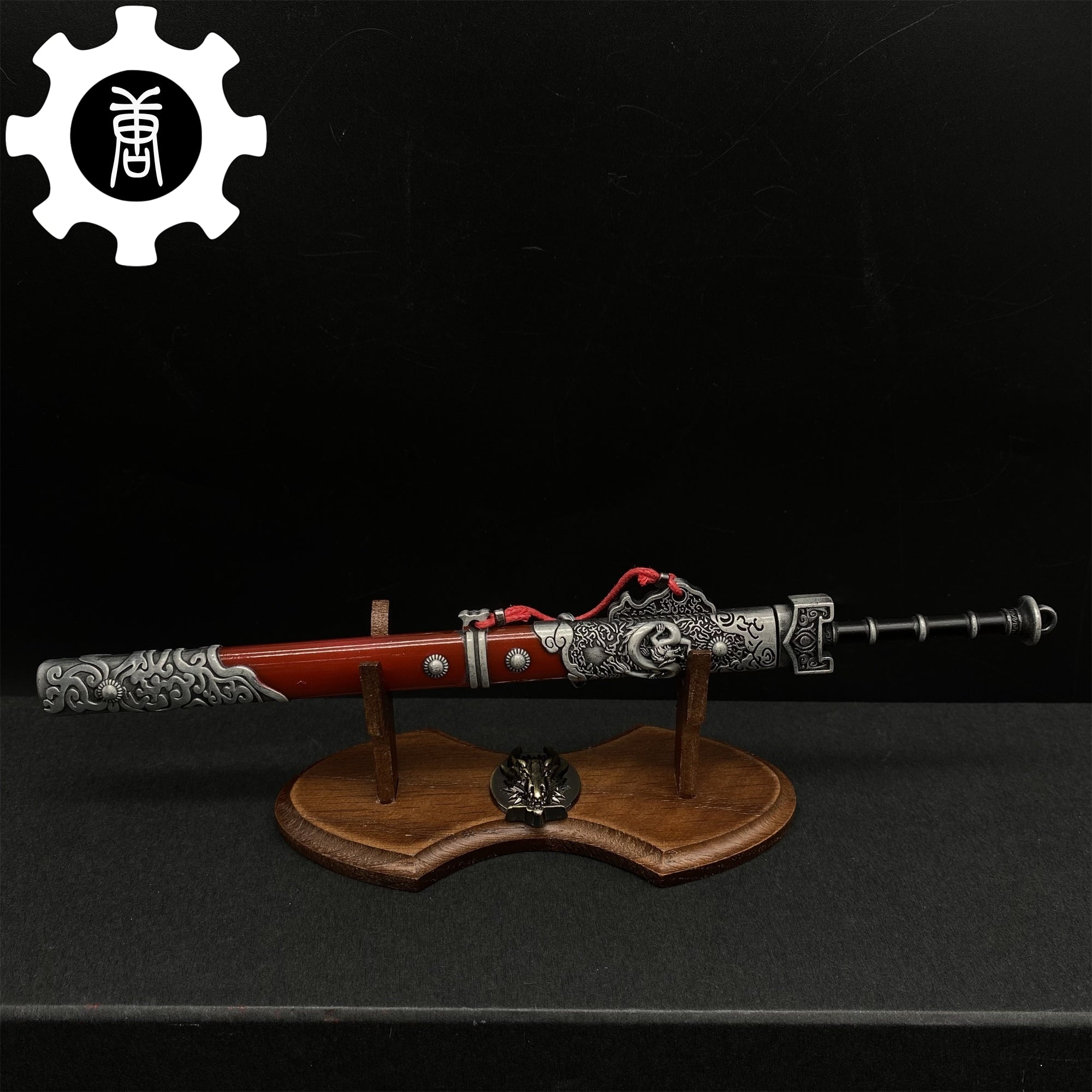 1-Layer Handmade Oak Wood Mini Display Holder - Tophatter Daily Deals