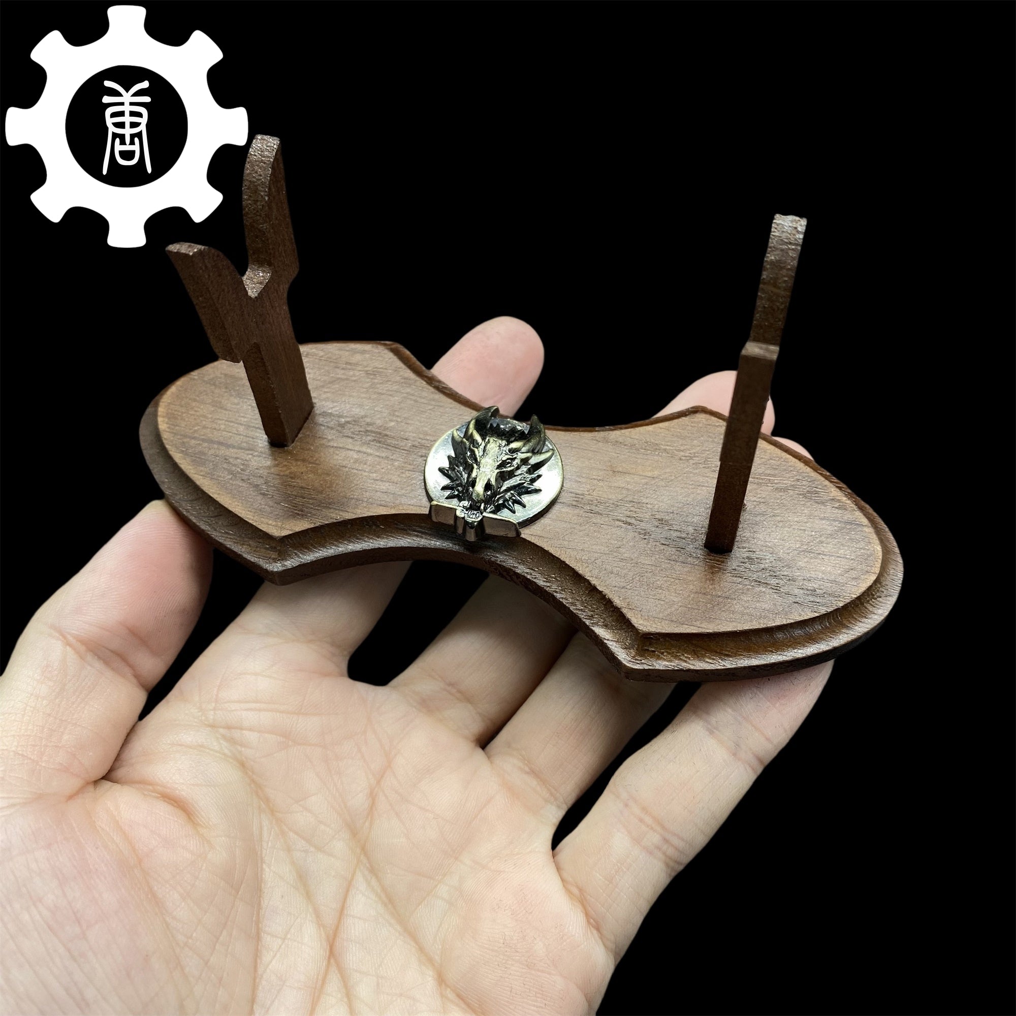 1-Layer Handmade Oak Wood Mini Display Holder - Tophatter Daily Deals