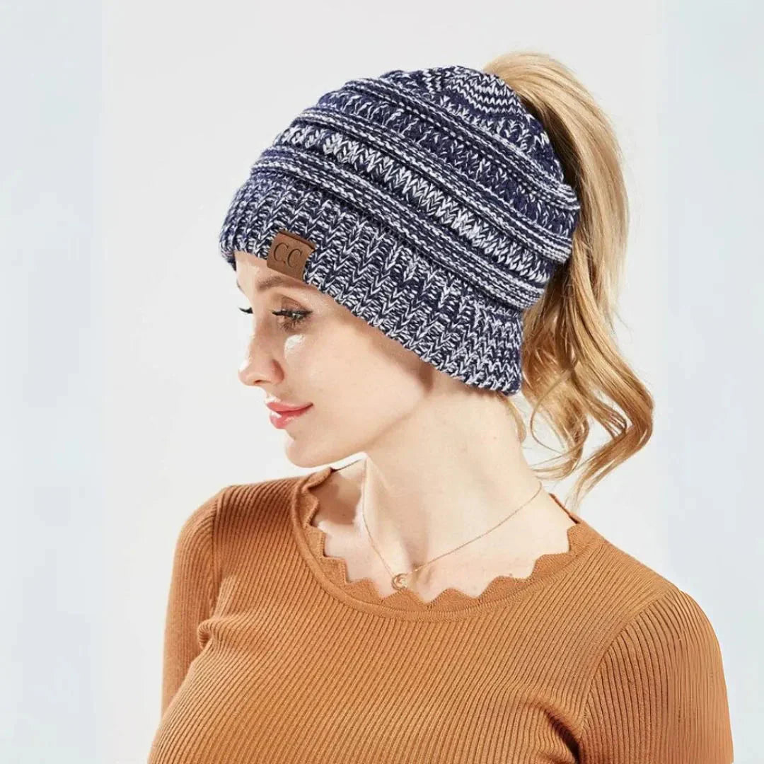 Warm Cozy Women's Ponytail Beanie - Ribbed Knit, Winter Winter Sky - Tophatter Daily Deals
