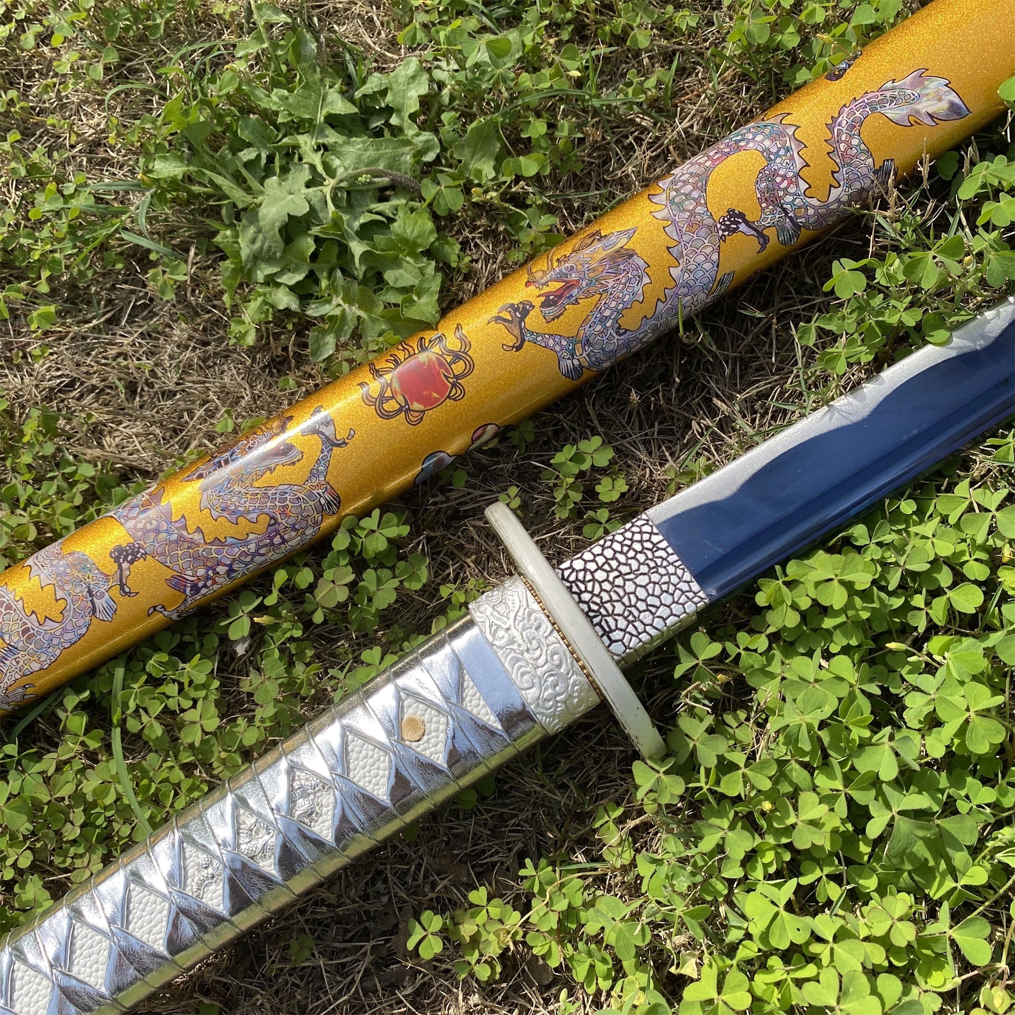 Golden Dragon Katana Samurai Sword - Tophatter Daily Deals