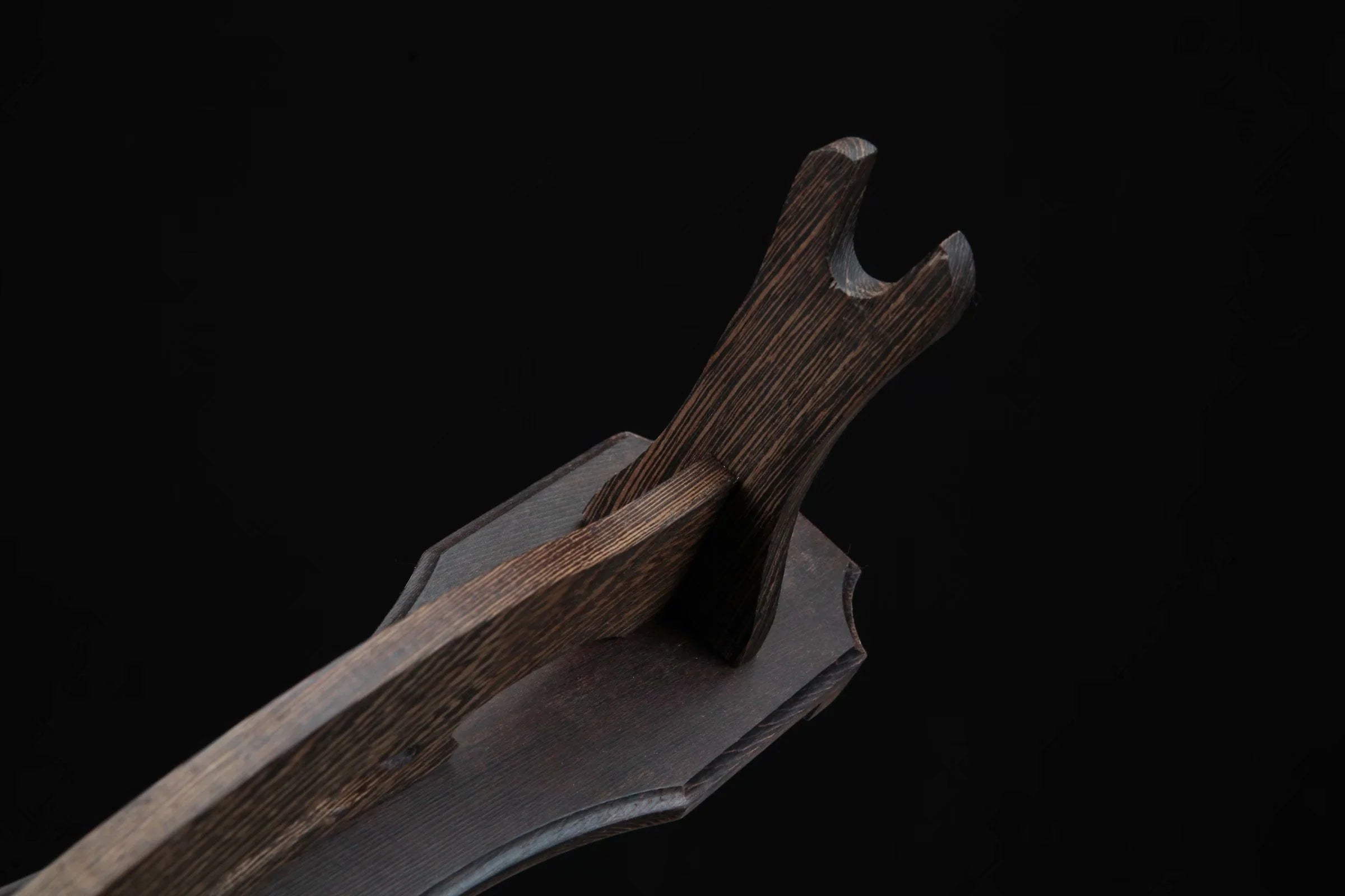 Otera Sword Stand - Tophatter Daily Deals