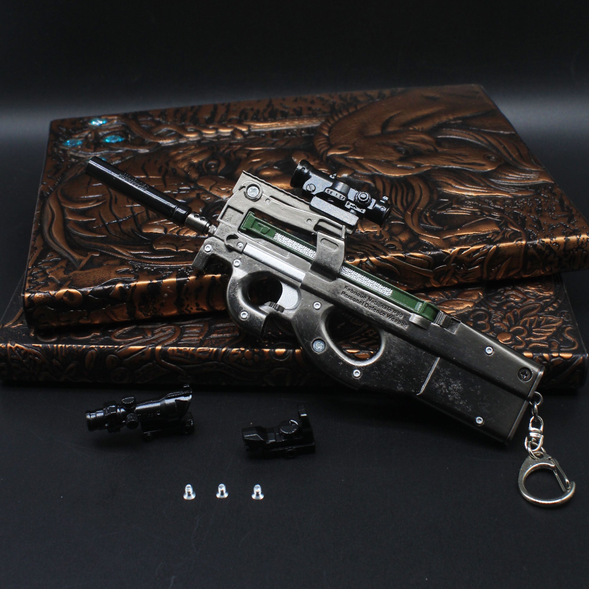 P90 Mental Submachine Miniature Gun 14CM/5.5" - Tophatter Daily Deals