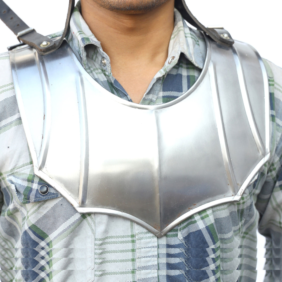 Medieval Knight Armor Steel Gorget - Tophatter's Guns'N'Weapons Store - FREE SHIPPING Collectible Weapons - Tophatter Daily Deals