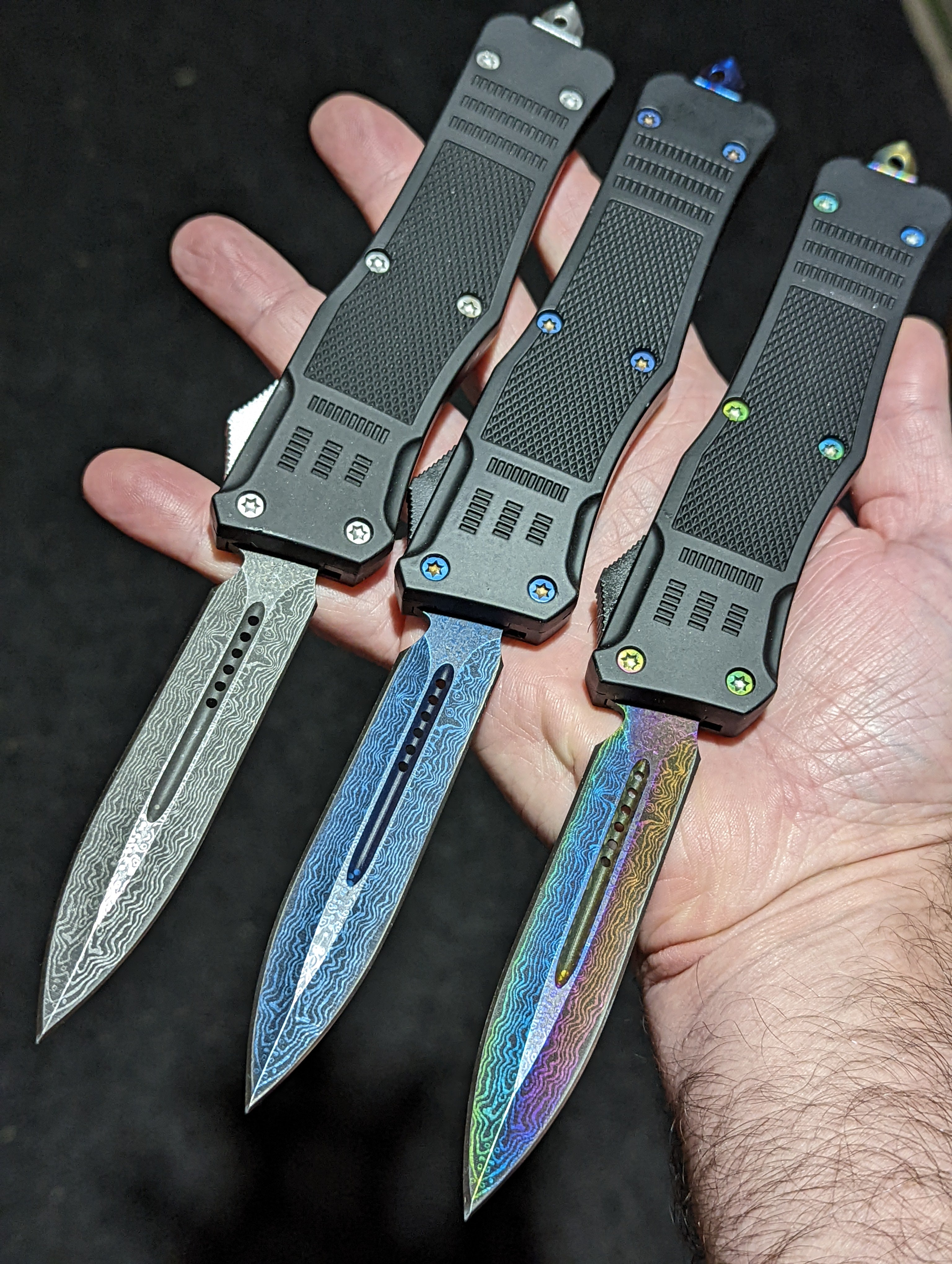 Damascus Etched Commando OTF Knife D/A Auto Switchblade - Asst. Knife-OTF - Tophatter Daily Deals