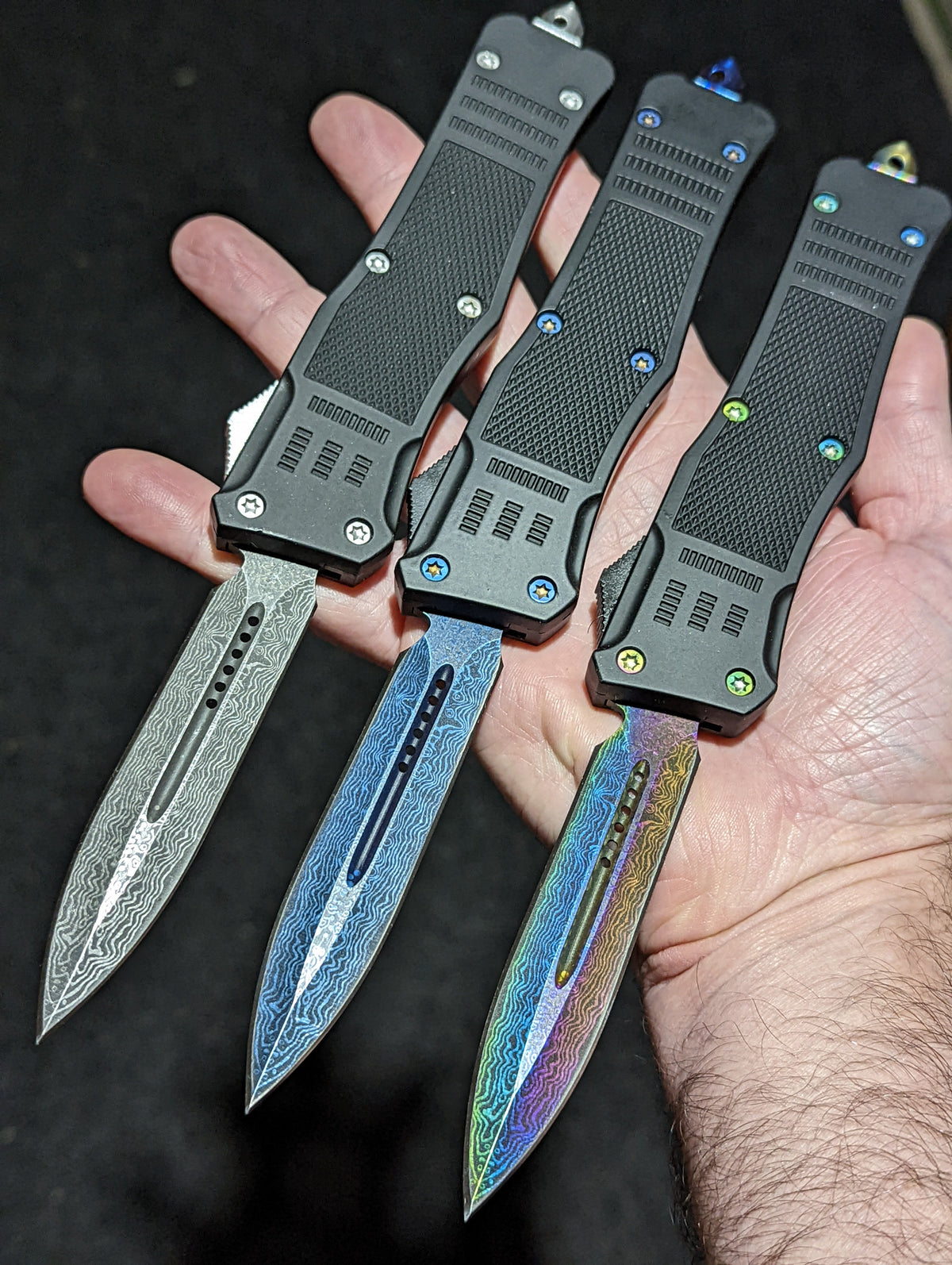 Damascus Etched Commando OTF Knife D/A Auto Switchblade - Asst. Knife-OTF - Tophatter Daily Deals