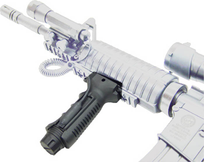 UTG Deluxe Ergonomic Foregrip, Black - Tophatter Daily Deals