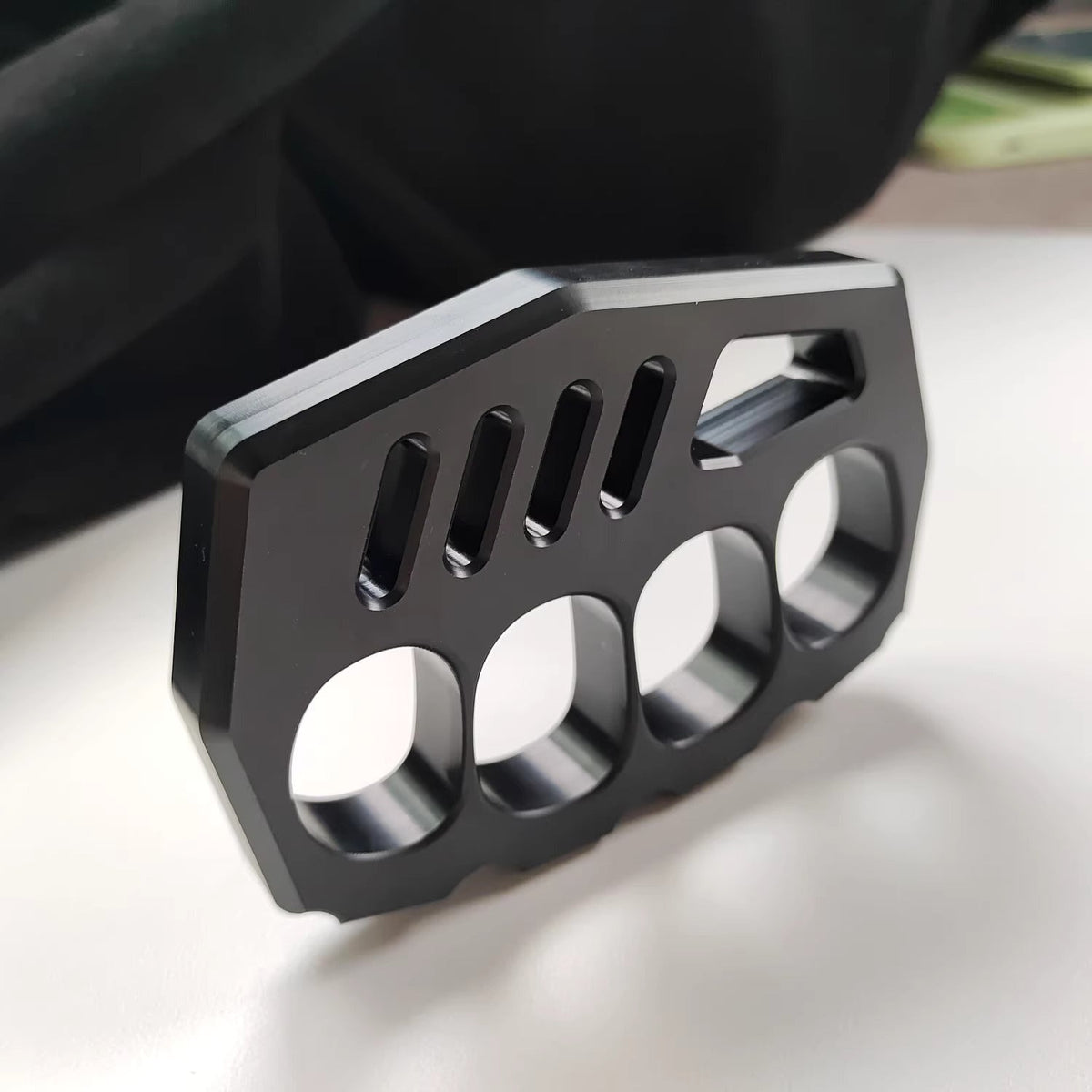 Defender No Metal PC Plastic Knuckle Duster Black Brass Knuckles - Tophatter Daily Deals