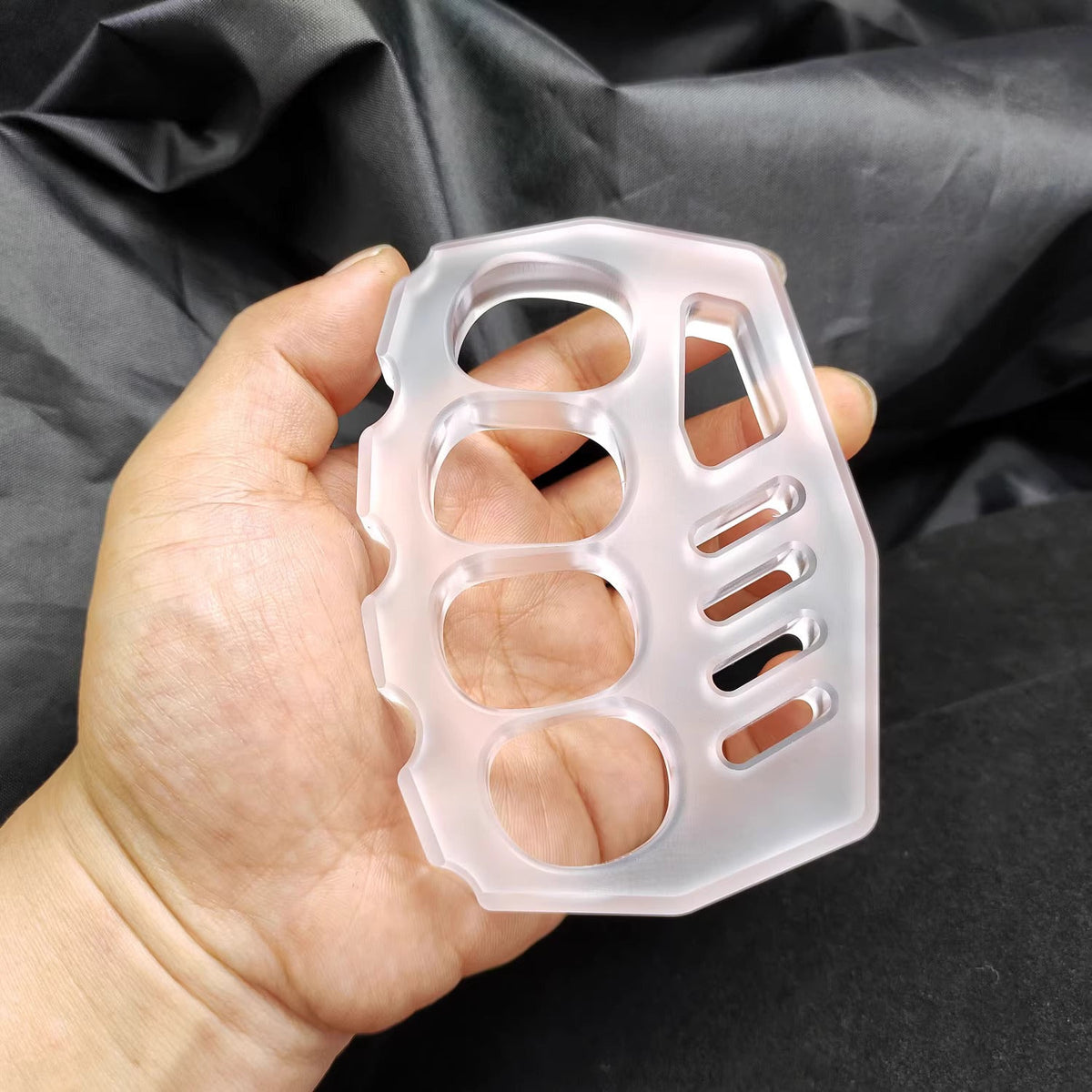 Defender No Metal PC Plastic Knuckle Duster Brass Knuckles - Tophatter Daily Deals