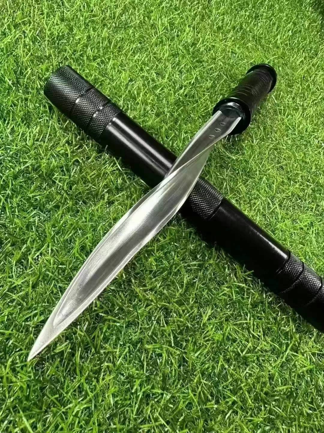 Plumber's Trident Spiral Dagger - Tophatter Daily Deals
