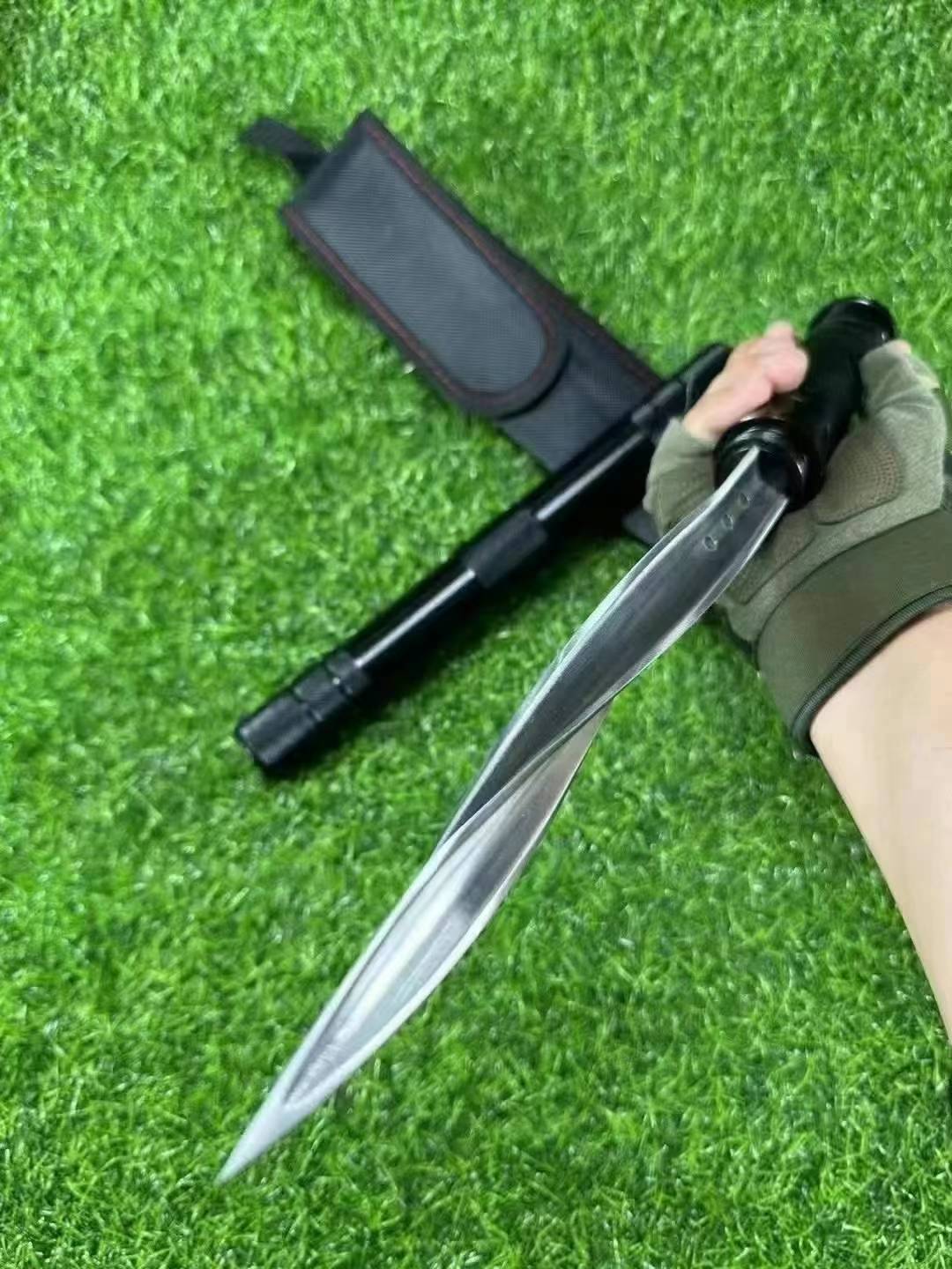 Plumber's Trident Spiral Dagger - Tophatter Daily Deals