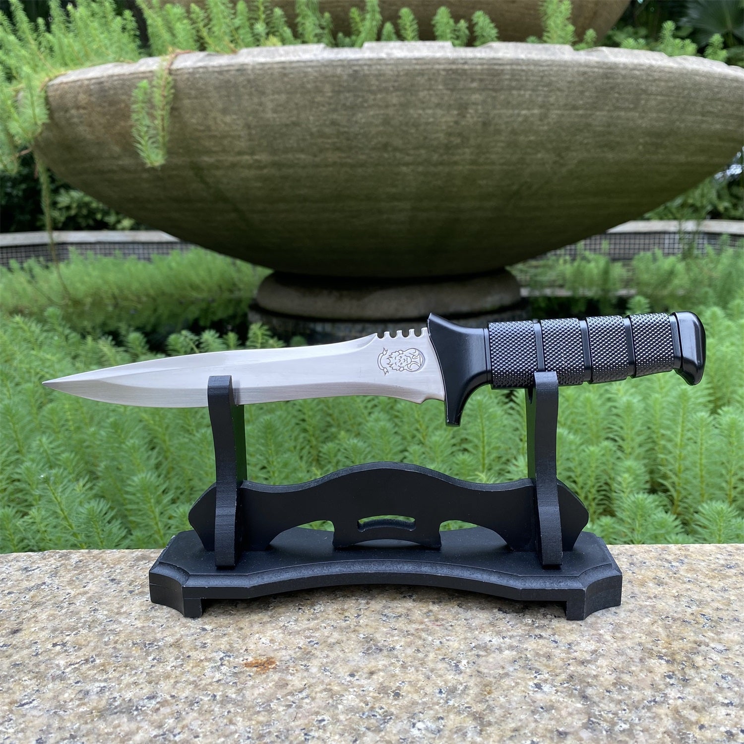 Re4 Primal Knife Blunt Blade Metal Replica - Tophatter Daily Deals