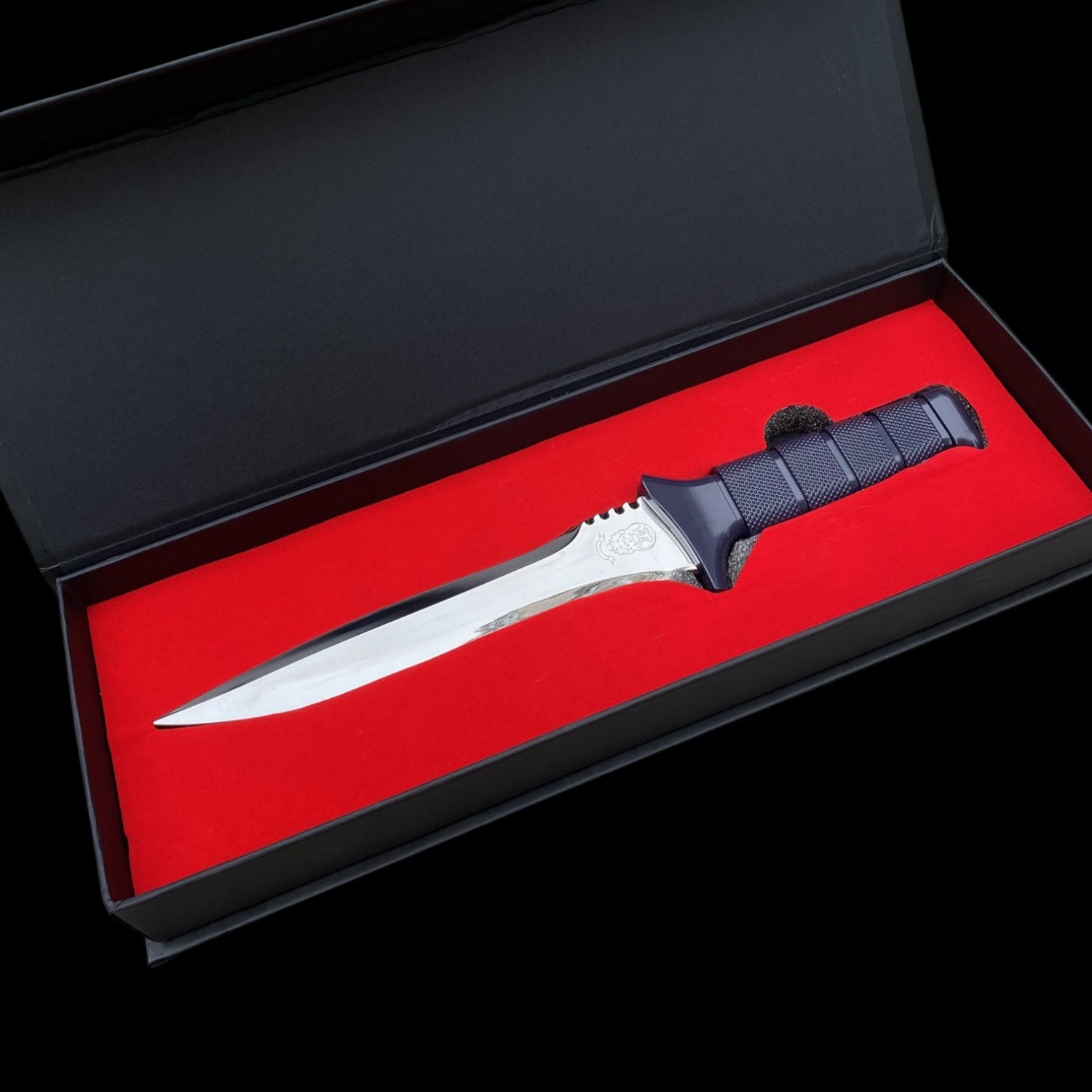 Re4 Primal Knife Blunt Blade Metal Replica - Tophatter Daily Deals
