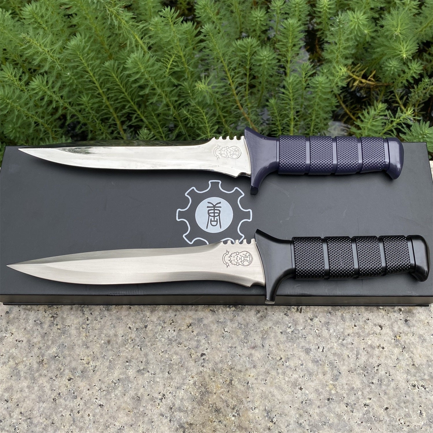 Re4 Primal Knife Blunt Blade Metal Replica - Tophatter Daily Deals