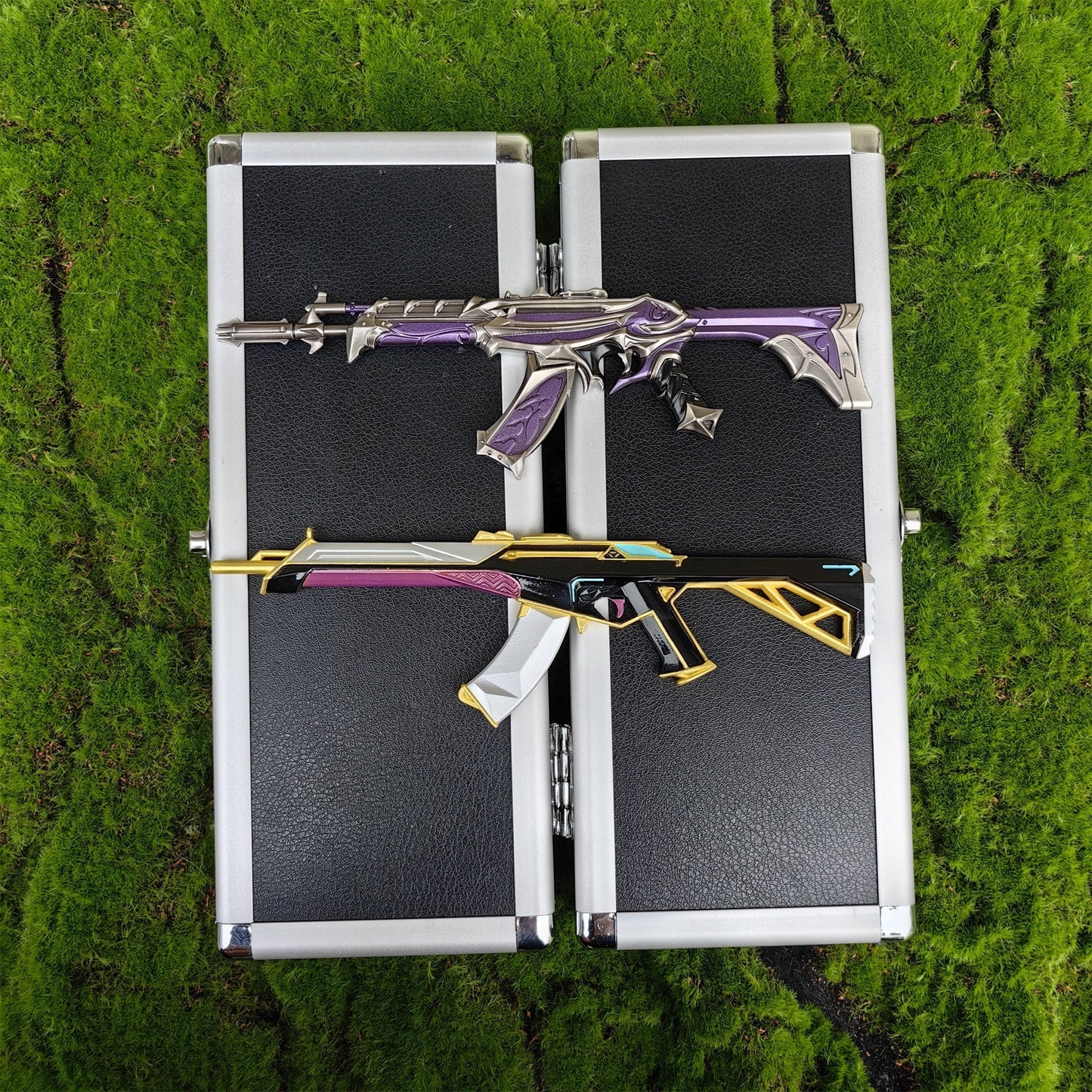 1:6 Reaver Vandal Prime Vandal Metal Miniature Tiny Guns 2 in 1 Pack 2 Vandals & 2 Boxes - Tophatter Daily Deals