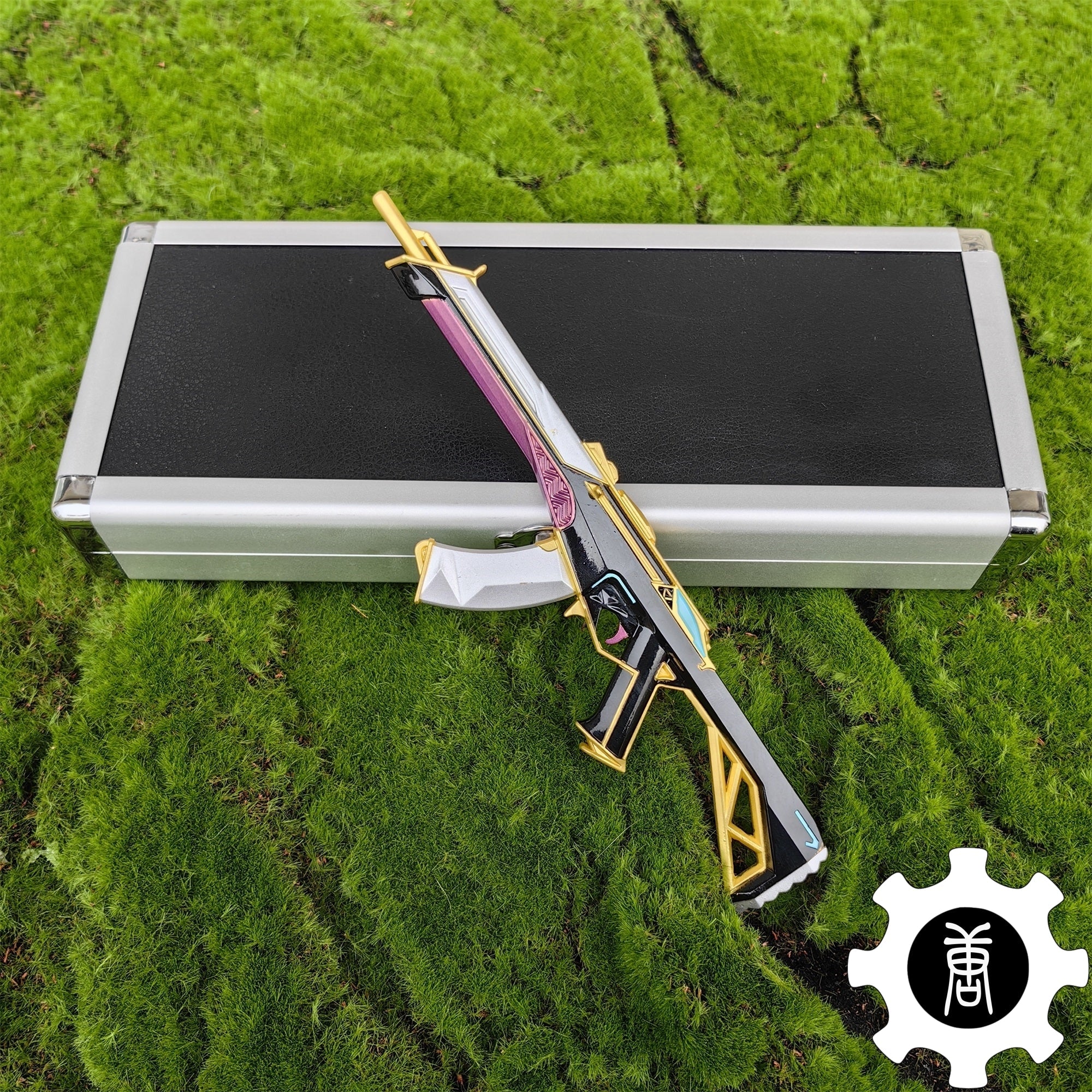 Metal Prime Vandal Miniature 1:6 Tiny Gun With Aluminum Box - Tophatter Daily Deals