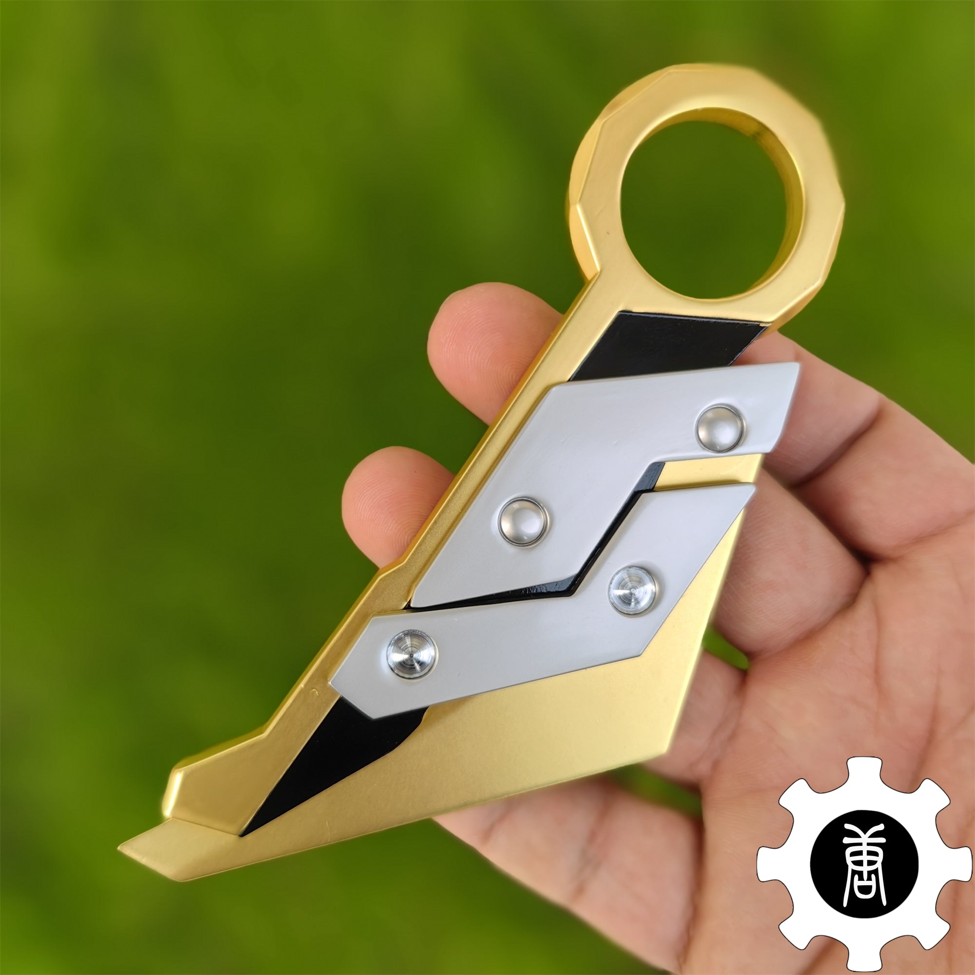 Prime 2.0 Karambit Metal Replica Gift Box USA Only - Tophatter Daily Deals