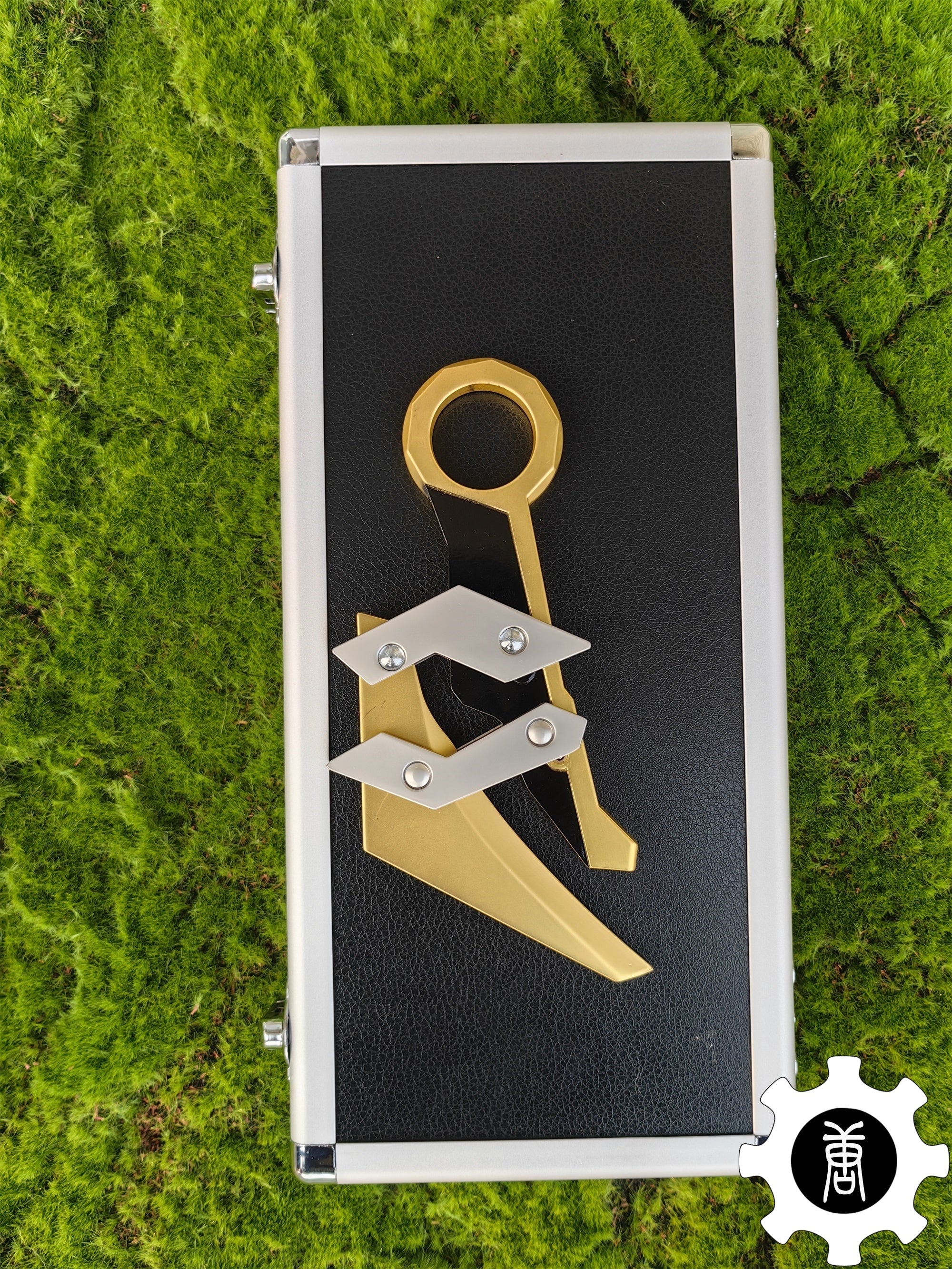 Prime 2.0 Karambit Metal Replica Gift Box USA Only - Tophatter Daily Deals