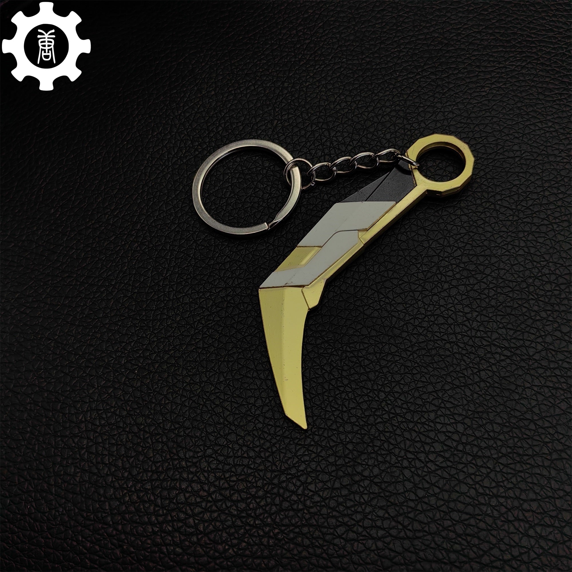 Small Prime 2.0 Karambit Metal Keychain - Tophatter Daily Deals