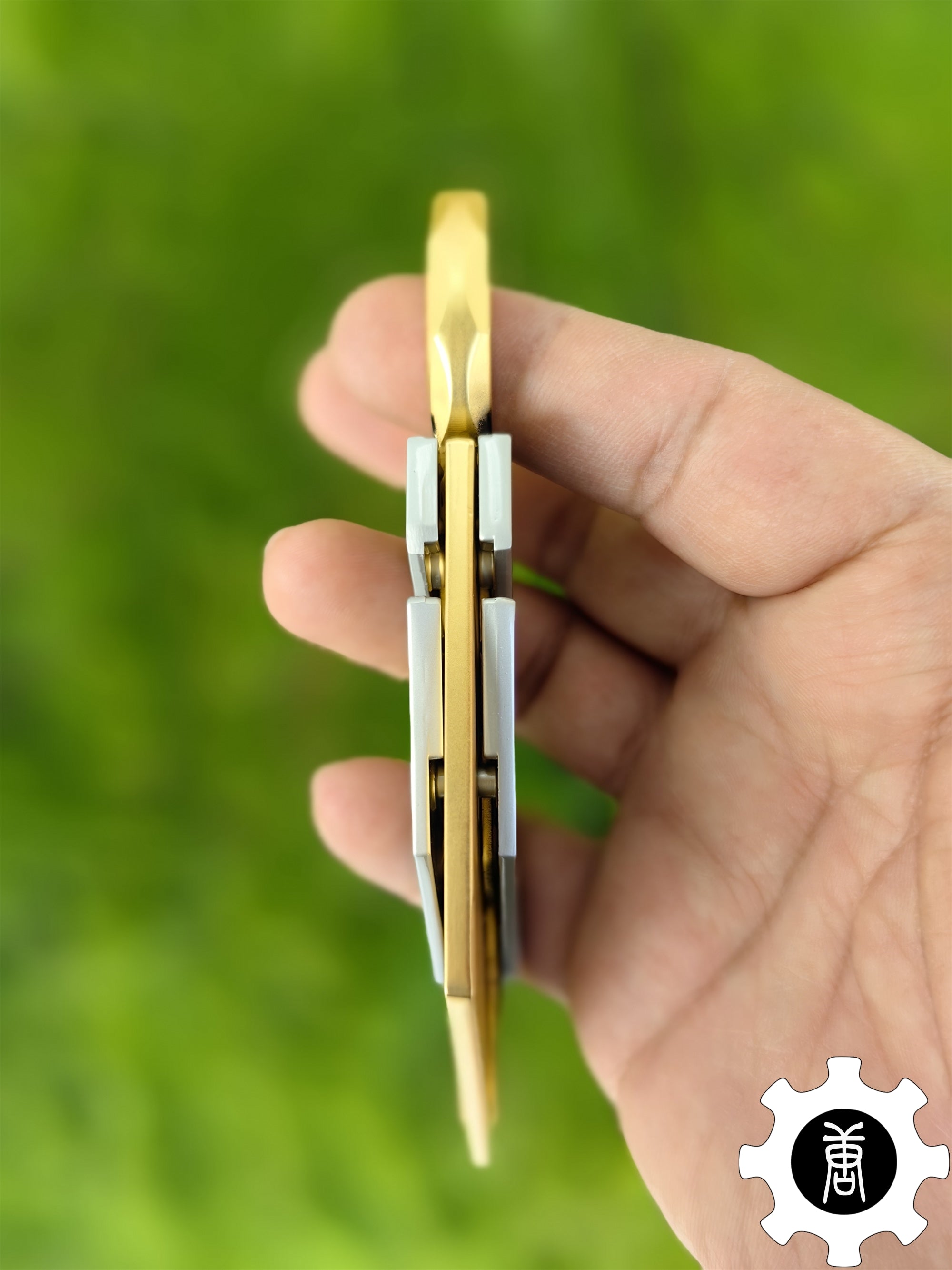 Prime 2.0 Karambit Metal Replica Gift Box USA Only - Tophatter Daily Deals