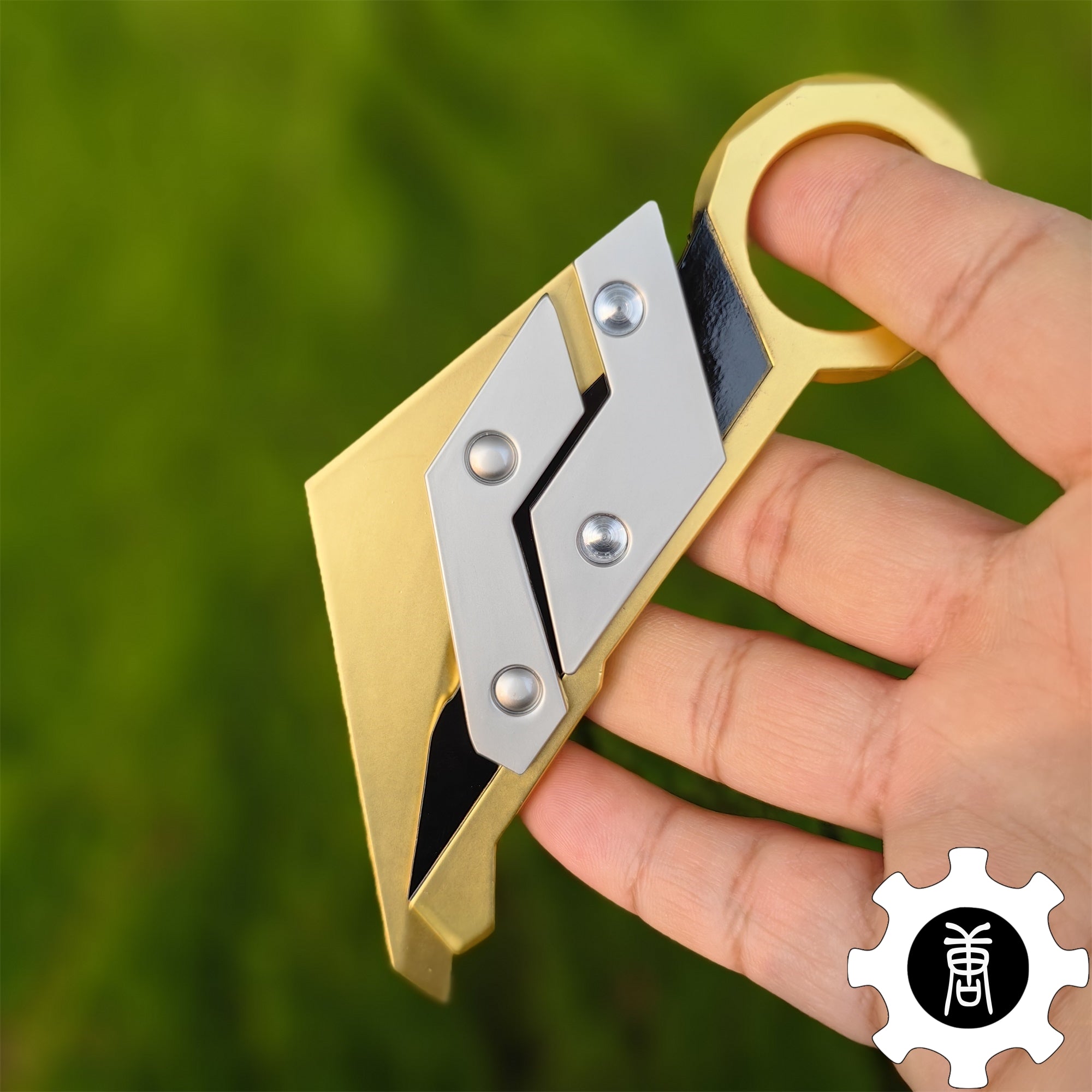 Prime 2.0 Karambit Metal Replica Gift Box USA Only - Tophatter Daily Deals