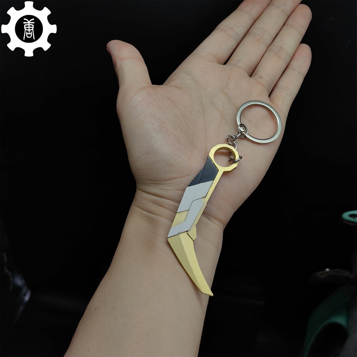 Small Prime 2.0 Karambit Metal Keychain - Tophatter Daily Deals