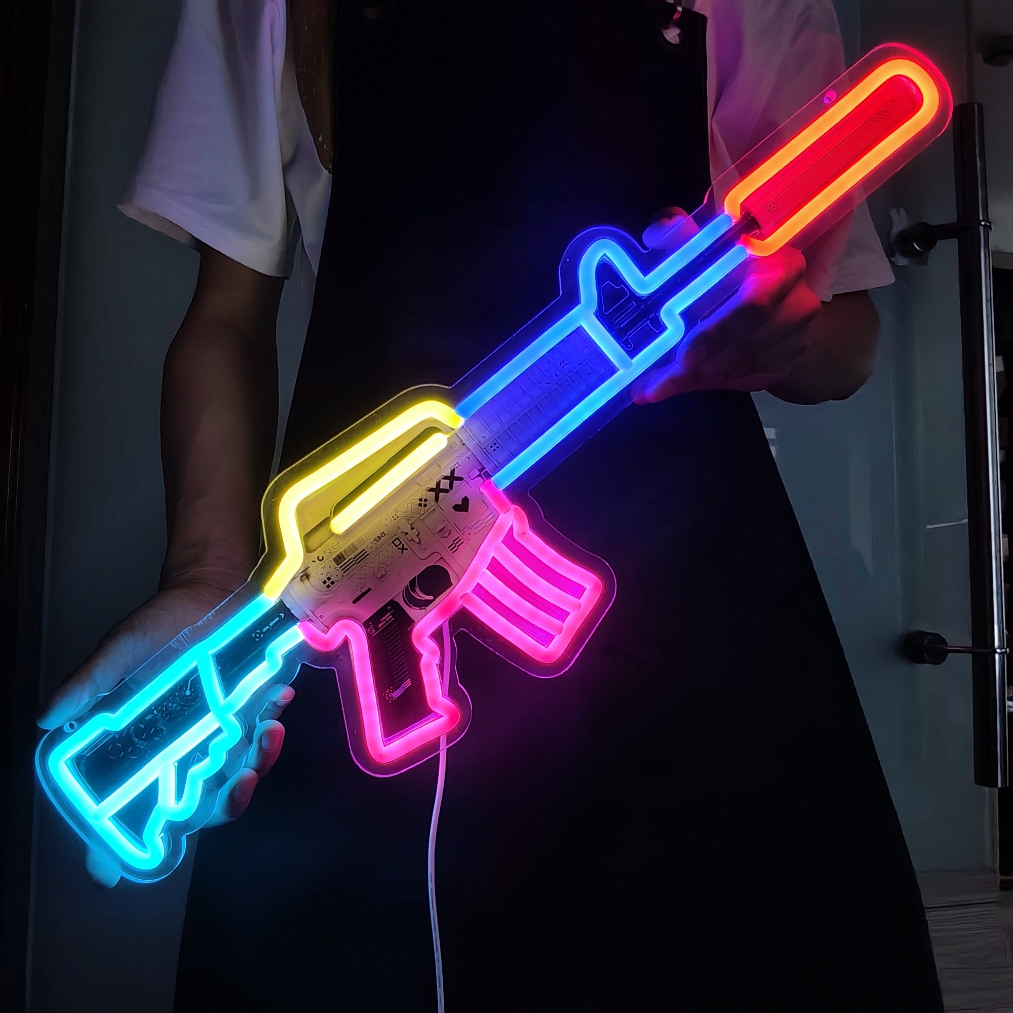 M4A1-S Printstream Rifle Neon Light Wall Decor - Tophatter Daily Deals