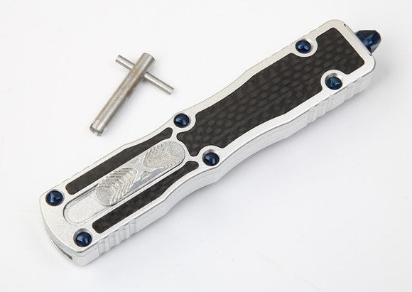 Small Prototype OTF Knife Auto S2G Tactical Knives T6061 - D2 Carbon Fiber Knife-OTF - Tophatter Daily Deals