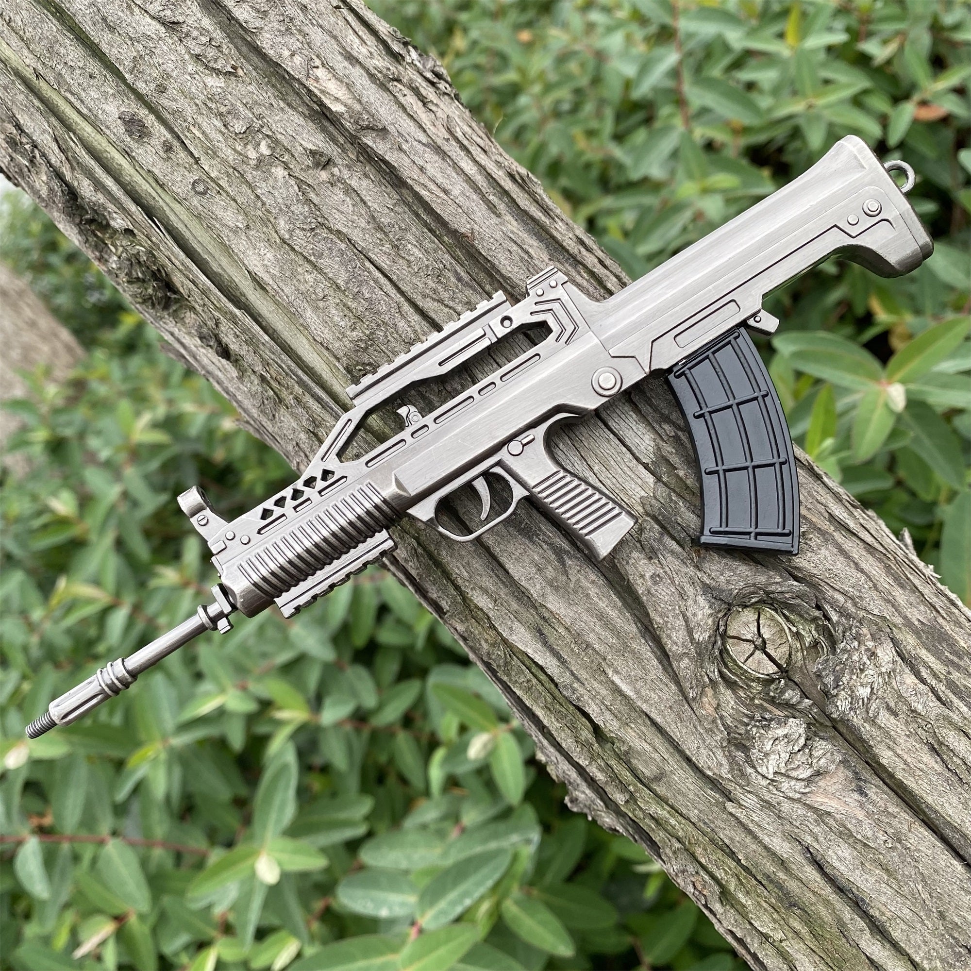 QBZ95 Miniature Metal Gun 20CM/8.7" - Tophatter Daily Deals