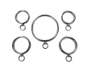Rouge Stainless Steel 5 Piece Set with Ankle Rings, Wrist Rings, and Collar Includes Allen Key