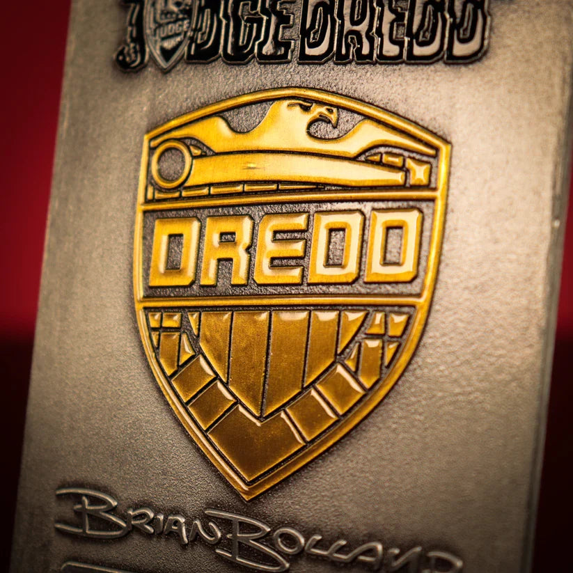 2000 AD - Judge Dredd Comic Book Cover Ingot Replica Coin - Tophatter Daily Deals