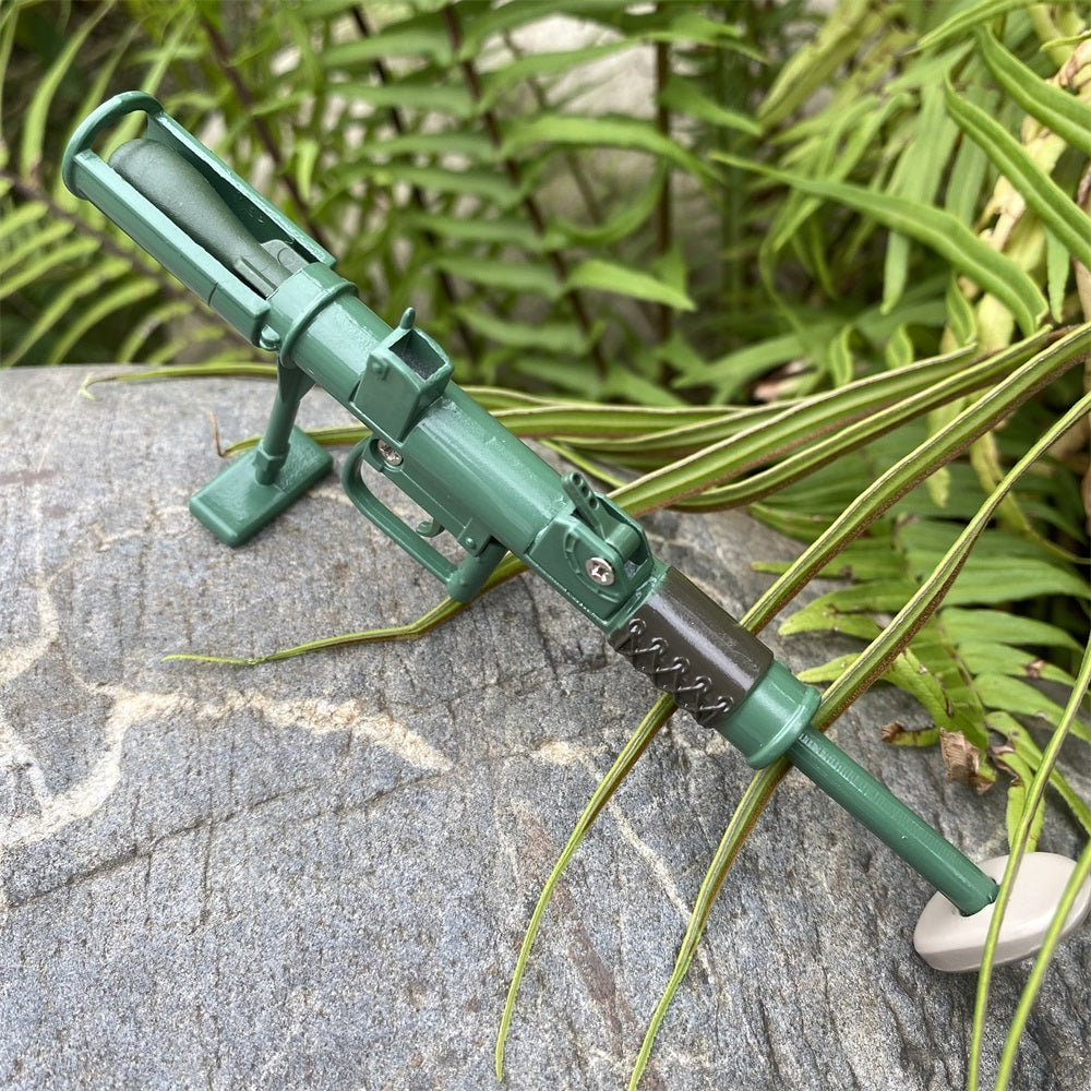 M3E1-A Miniature Metal Rocket Launcher Carl Gustaf Recoilless Rifle - Tophatter Daily Deals