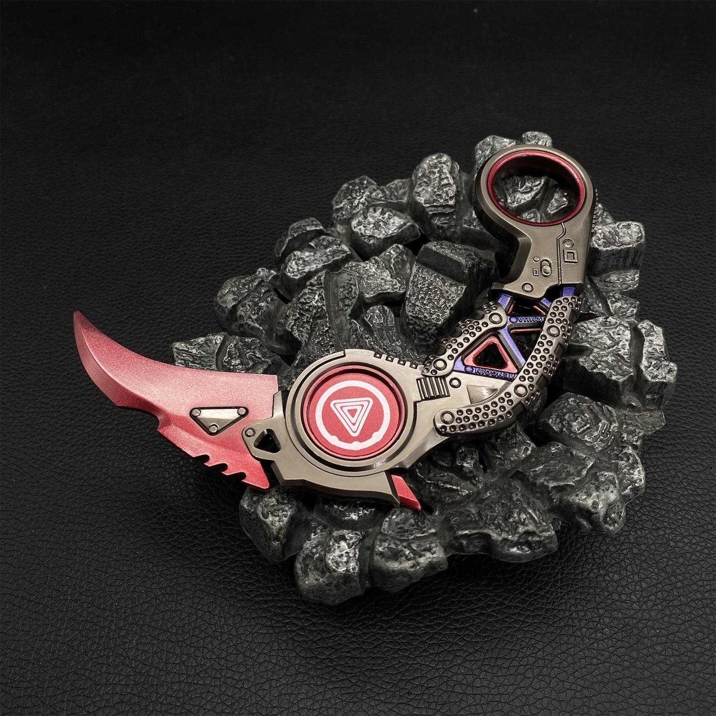 5 Options New Raptor's Claw Metal Blunt Replica USA Stock - Tophatter Daily Deals