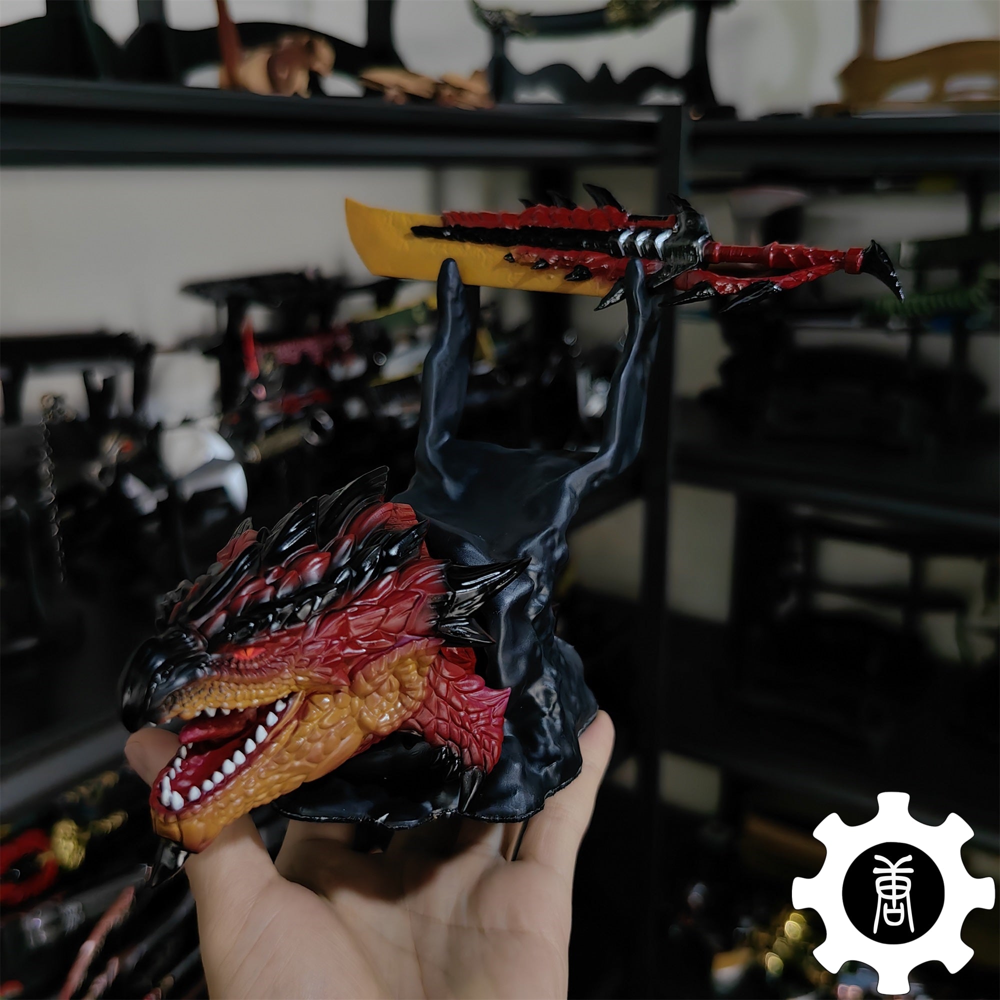 3D Printed Rathalos Head Halberion Blade Gamepad Controller Stand - Tophatter Daily Deals