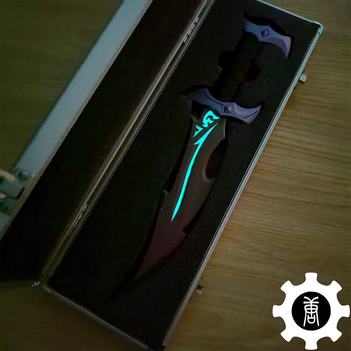 Reaver Knife Metal Blunt Blade Dagger Prop Replica - Tophatter Daily Deals