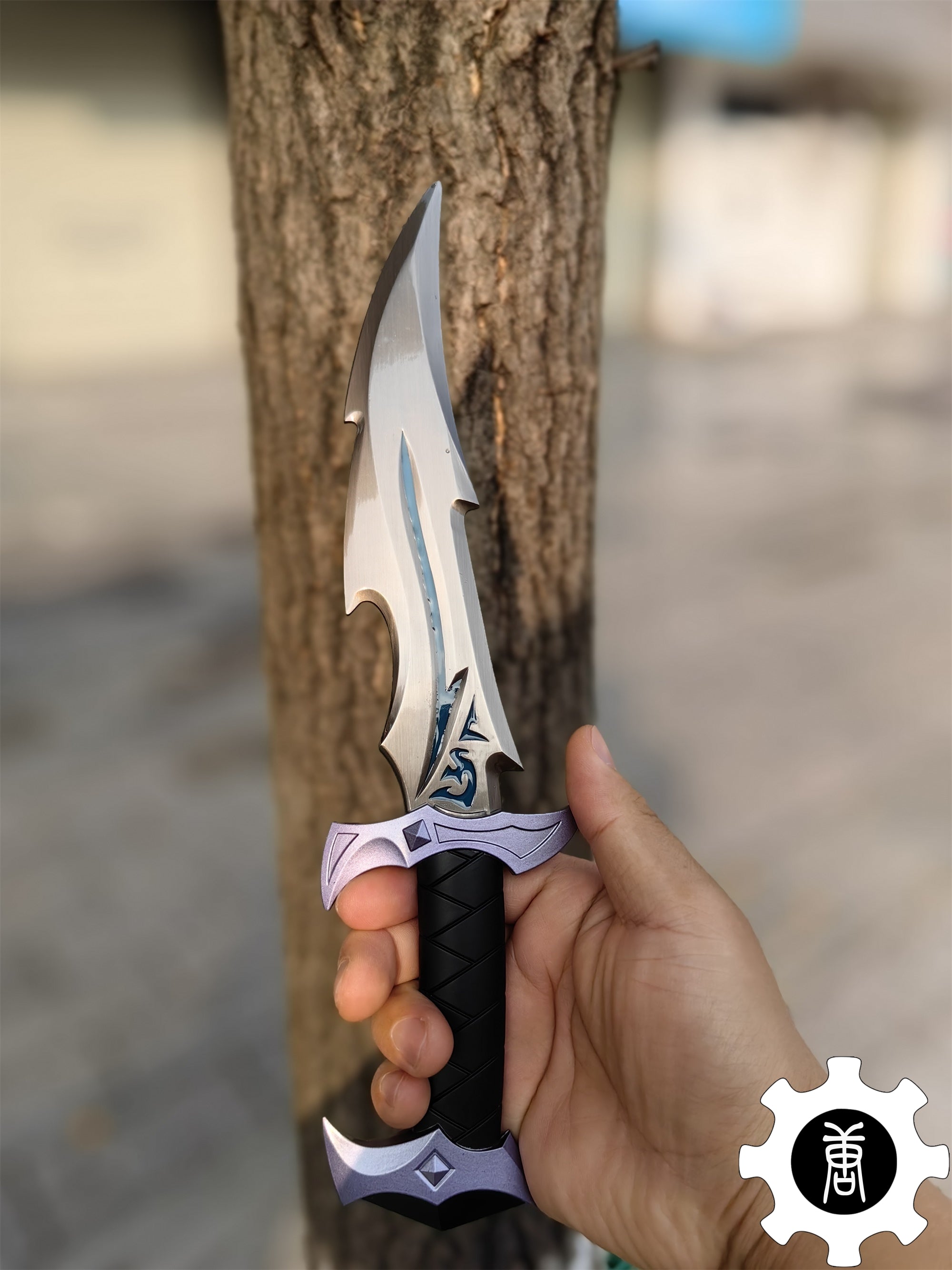 Reaver Dagger Metal Replica With Gift Box USA Stock - Tophatter Daily Deals