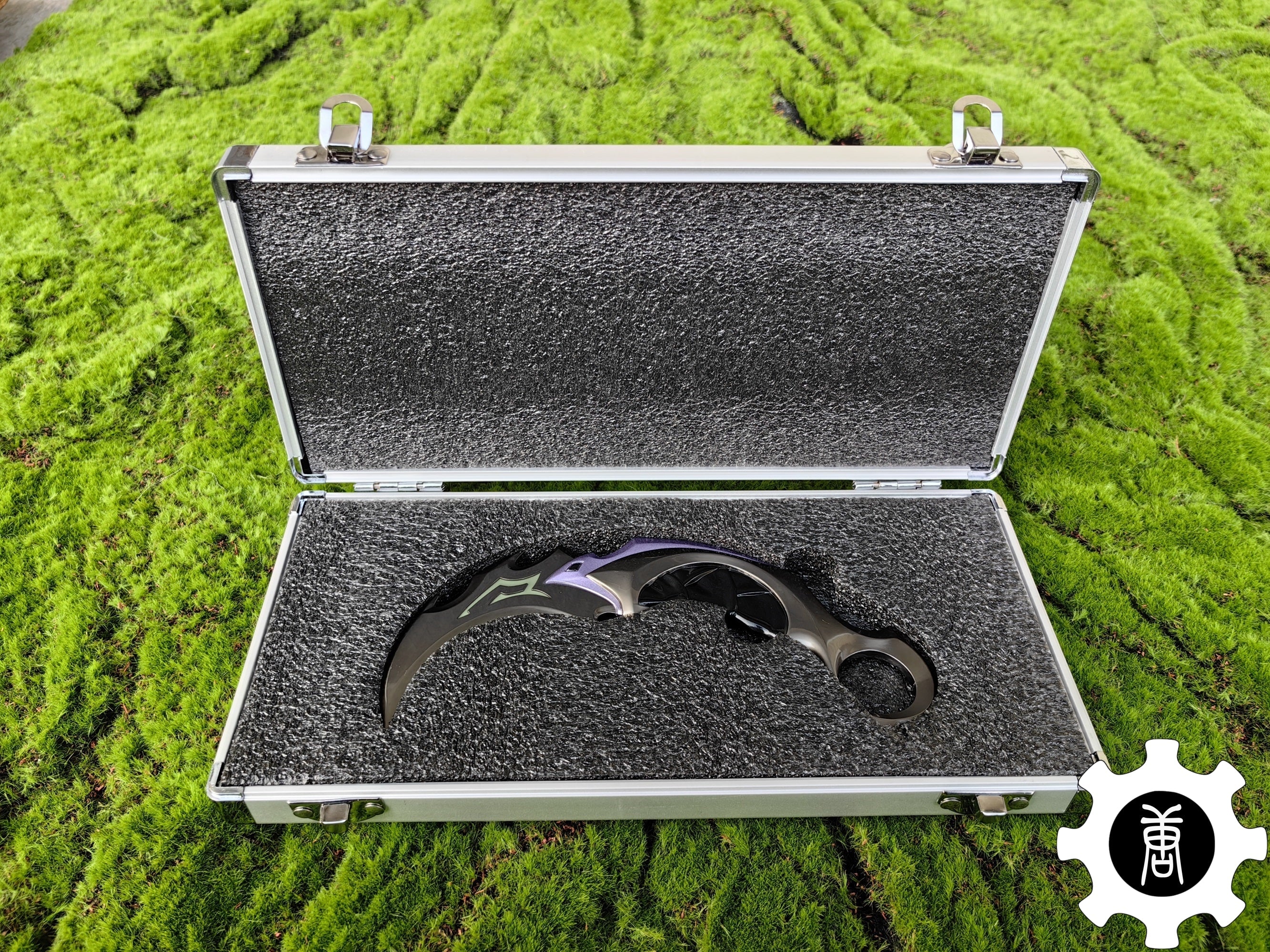 Metal Reaver Karambit Gift Box USA Only Purple (Aluminum Box) - Tophatter Daily Deals
