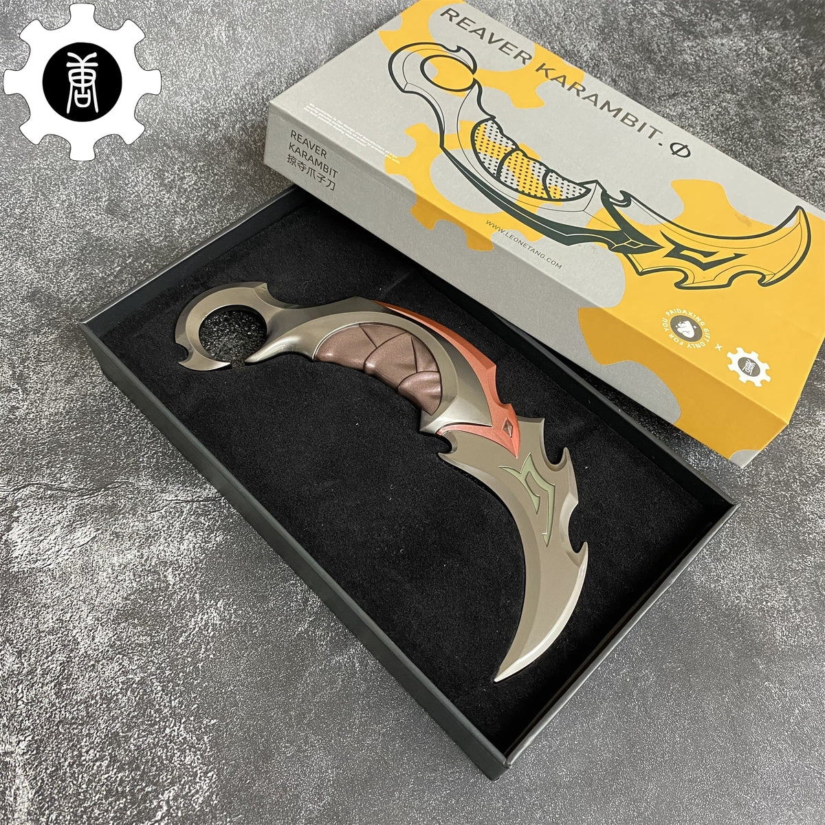 Metal Reaver Karambit Gift Box USA Only Red (Carton Box) - Tophatter Daily Deals