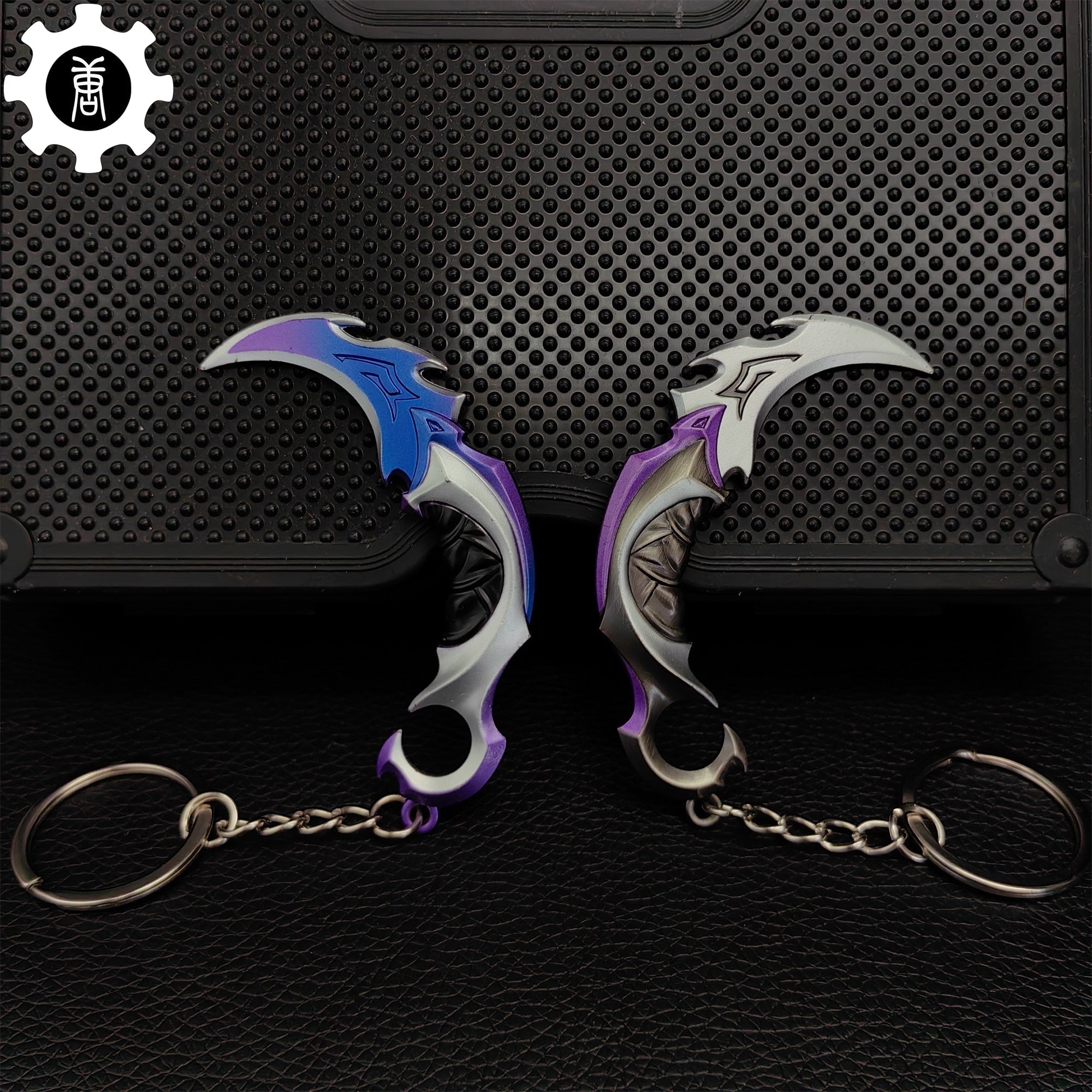 Reaver, EP 5 Karambit Tiny Keychain Metal Pendant - Tophatter Daily Deals