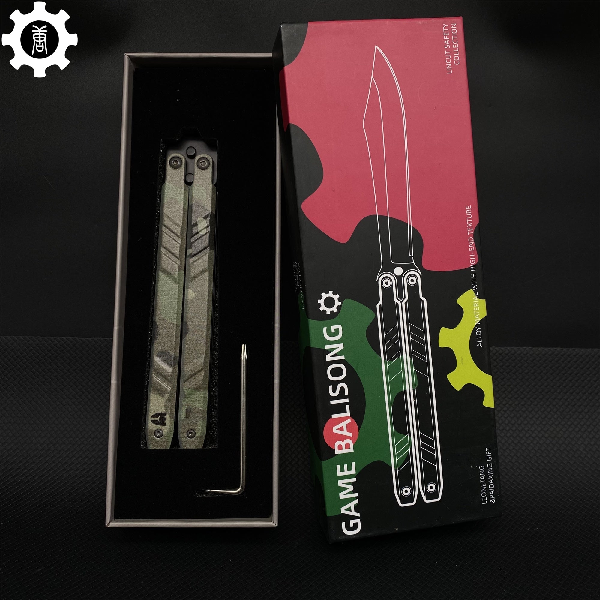 IRL Recon Knife Blunt Blade BalisongTrainer Jungle Camouflage (Gift Box) - Tophatter Daily Deals