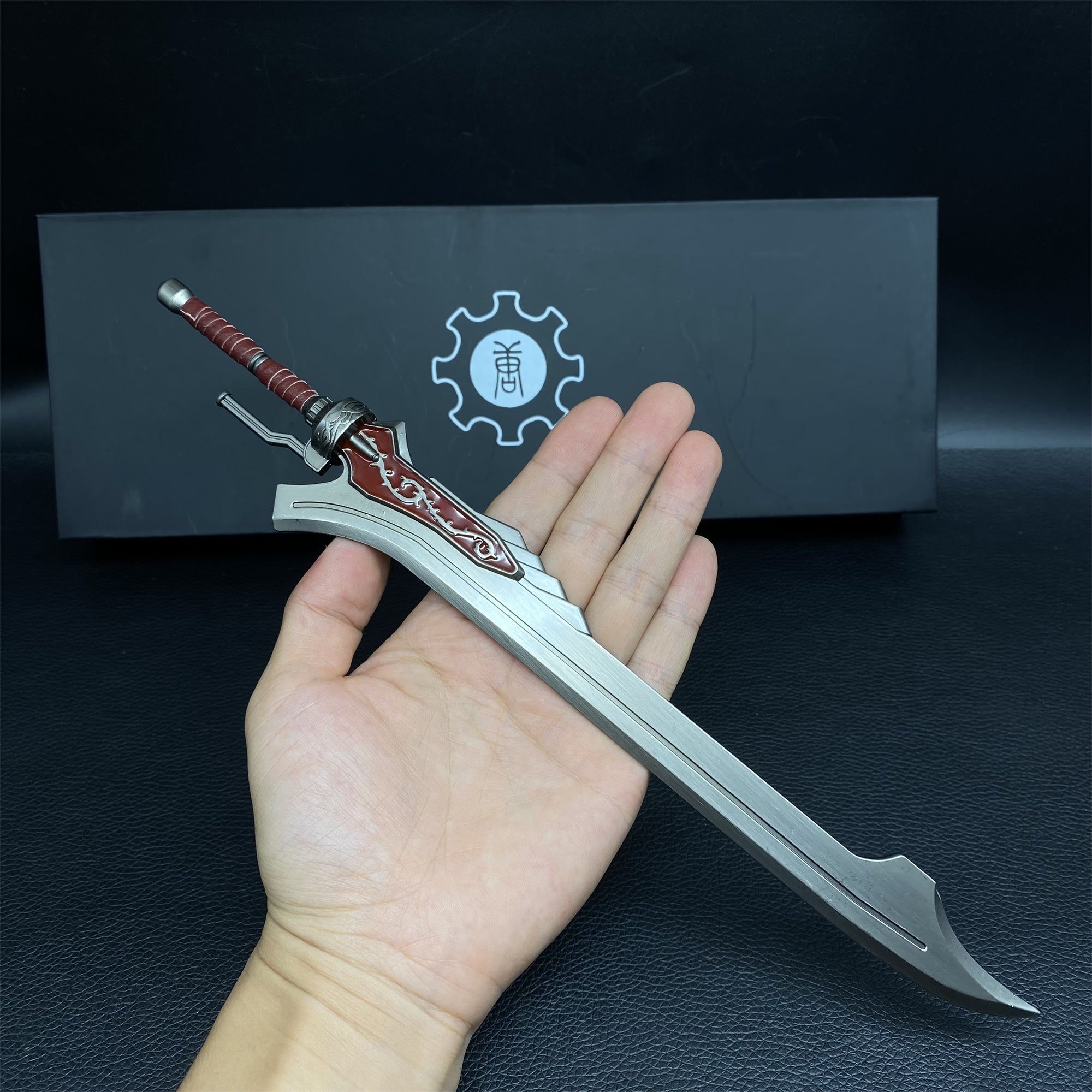 Red Queen Sword Metal Replica 1/6 Scale Sword Only - Tophatter Daily Deals