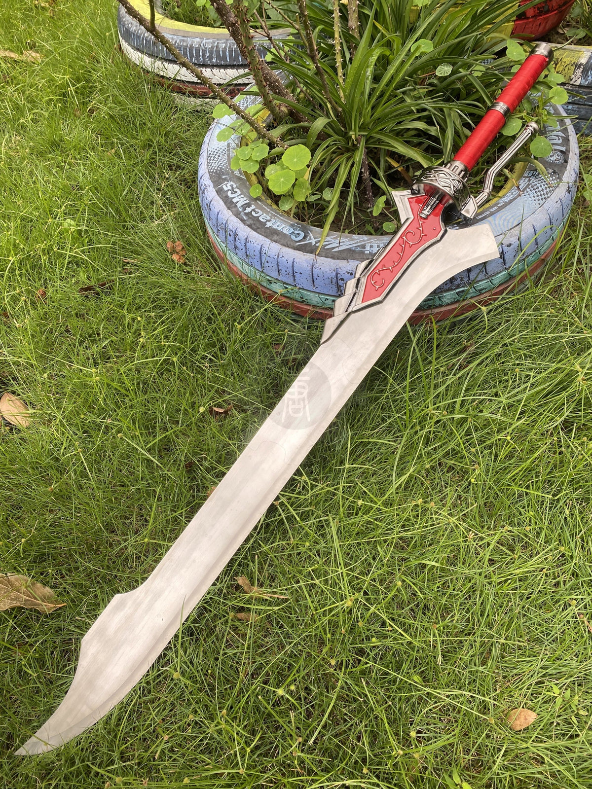 Red Queen Sword Life-size Nero Cosplay Prop Metal Replica - Tophatter Daily Deals