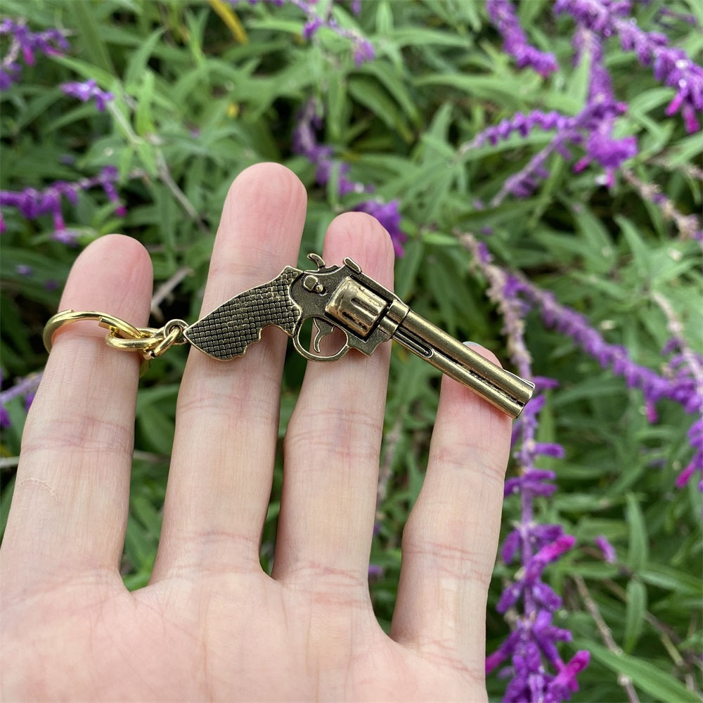 Pure Brass Pendant Arthur Morgan Revolver Keychain 6.2CM/2.4