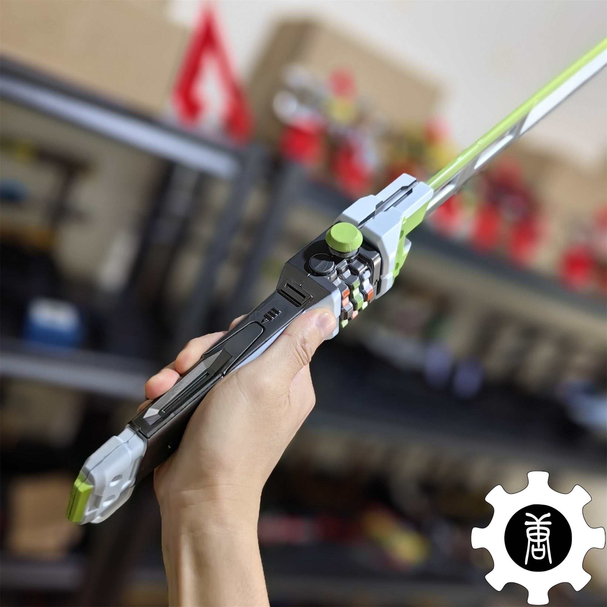 Crypto Heirloom Blunt Blade Life Size Metal Prop - Tophatter Daily Deals